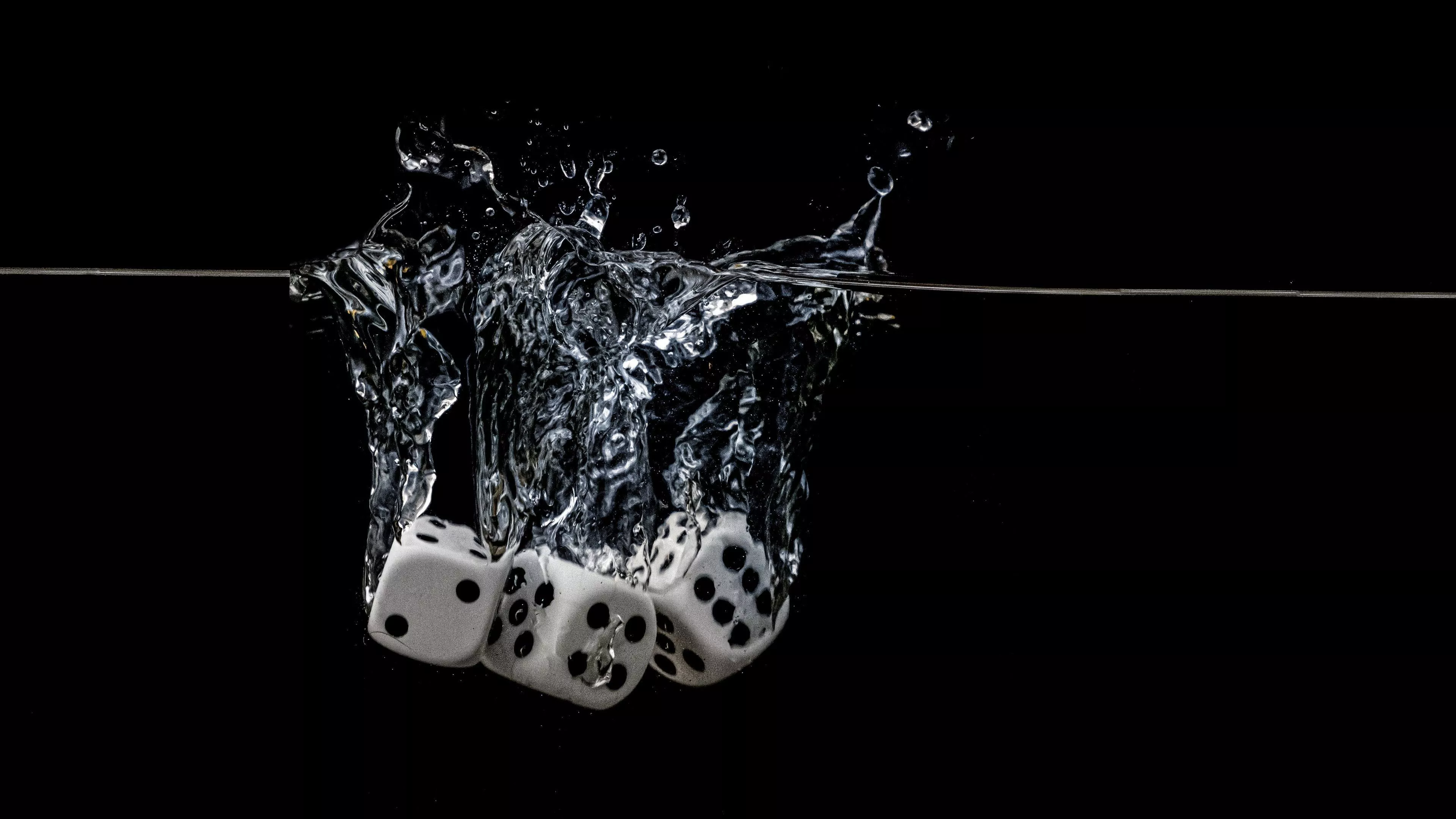 Black Cubes Water Splash 4K HD Black
