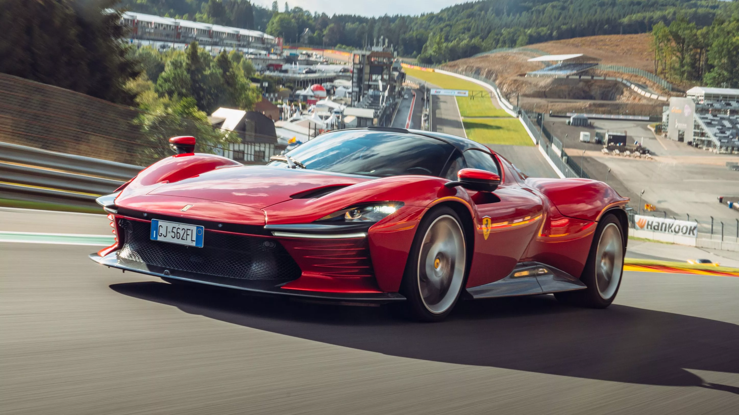 Ferrari Daytona SP3 review: the most powerful engine Ferrari's ever put in a road car Reviews 2025