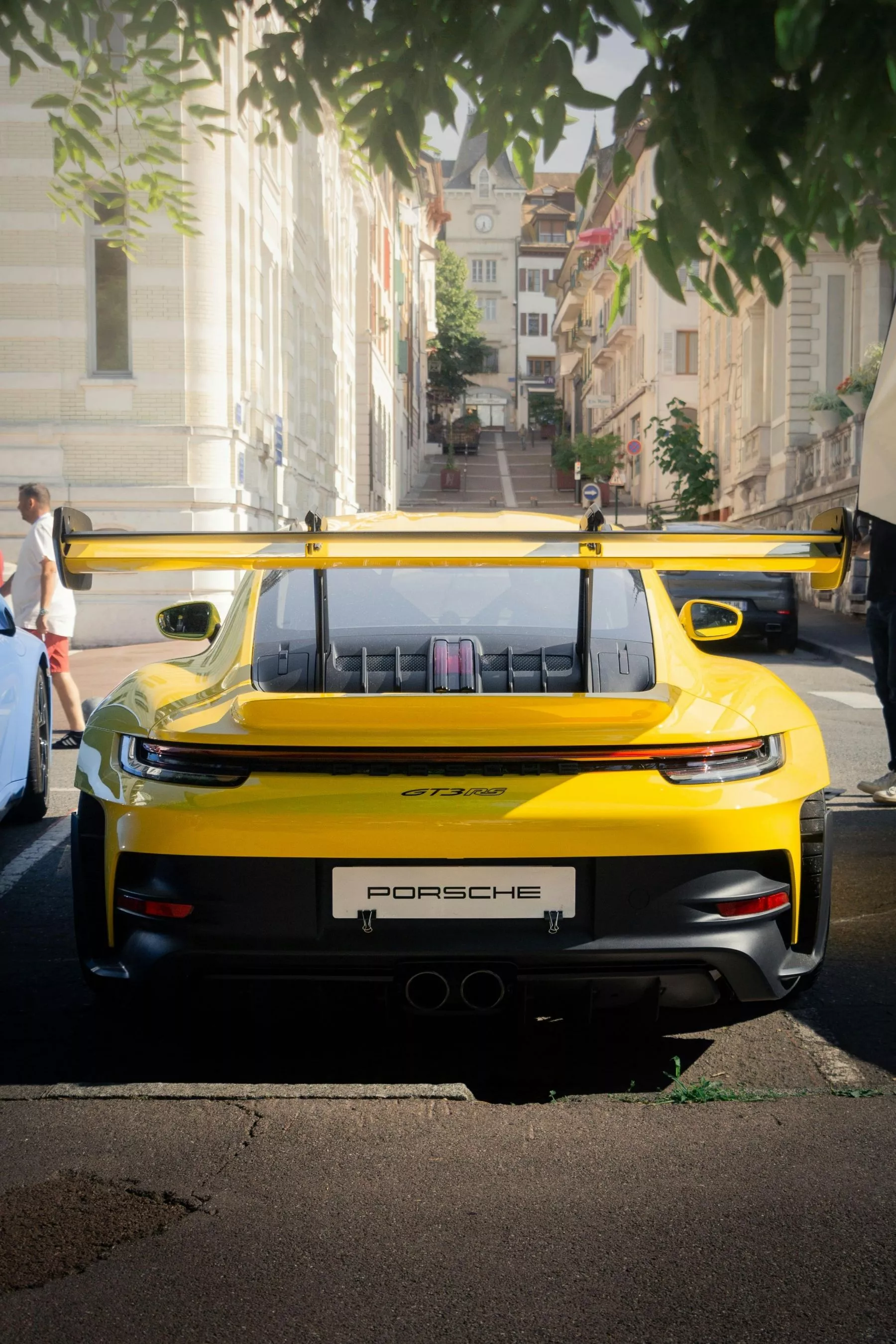 Luxury Porsche Gt3 RS Yellow