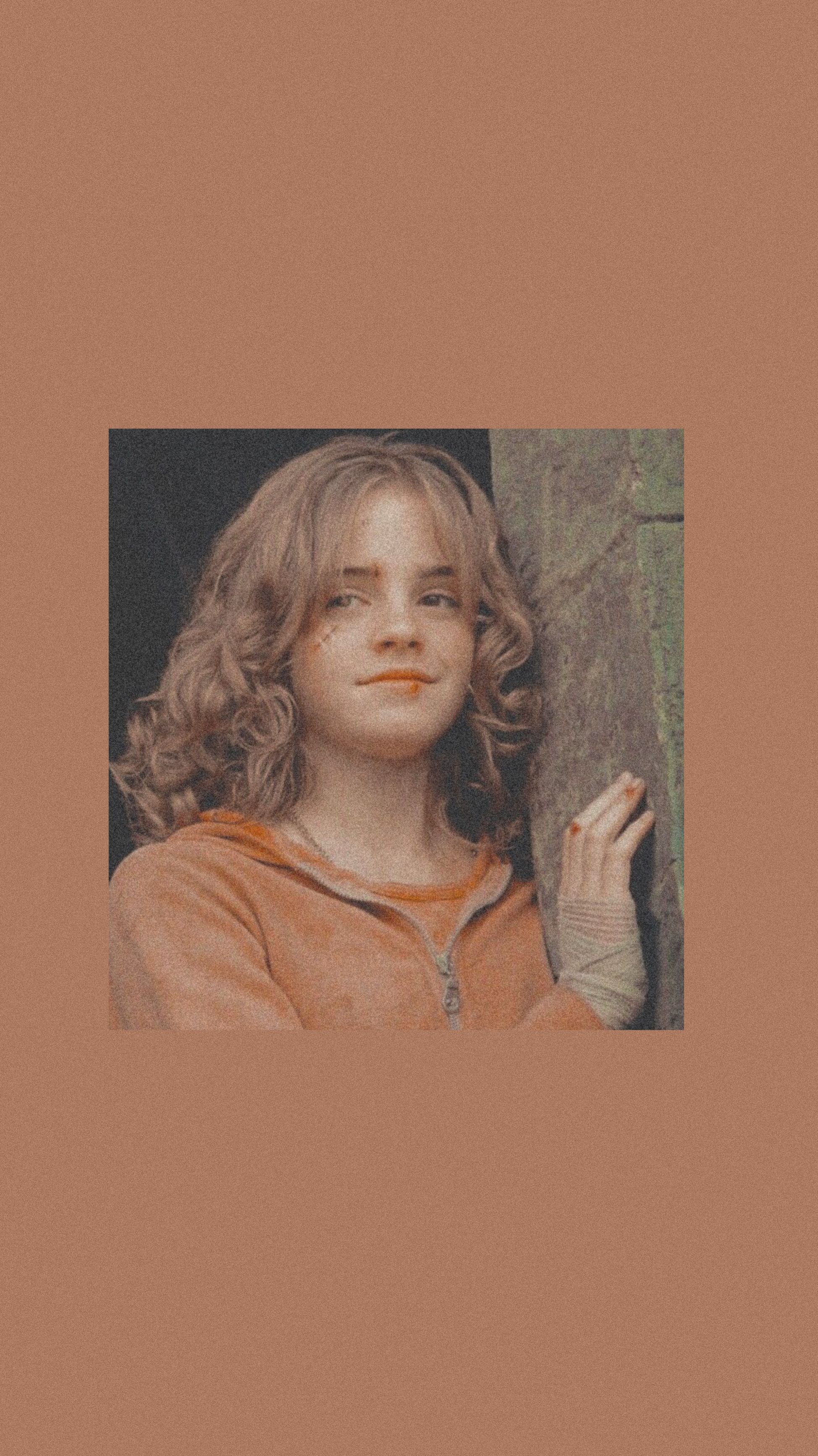 Hermione Granger aesthetic wallpaper