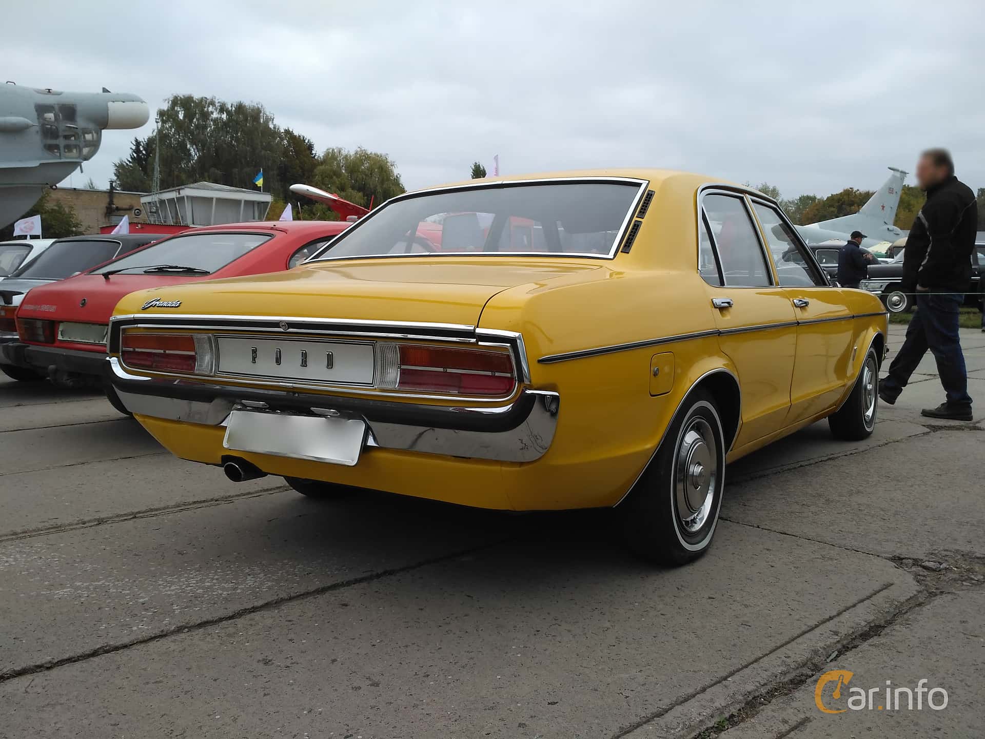image Of Ford Granada 4 Door Sedan GGFL