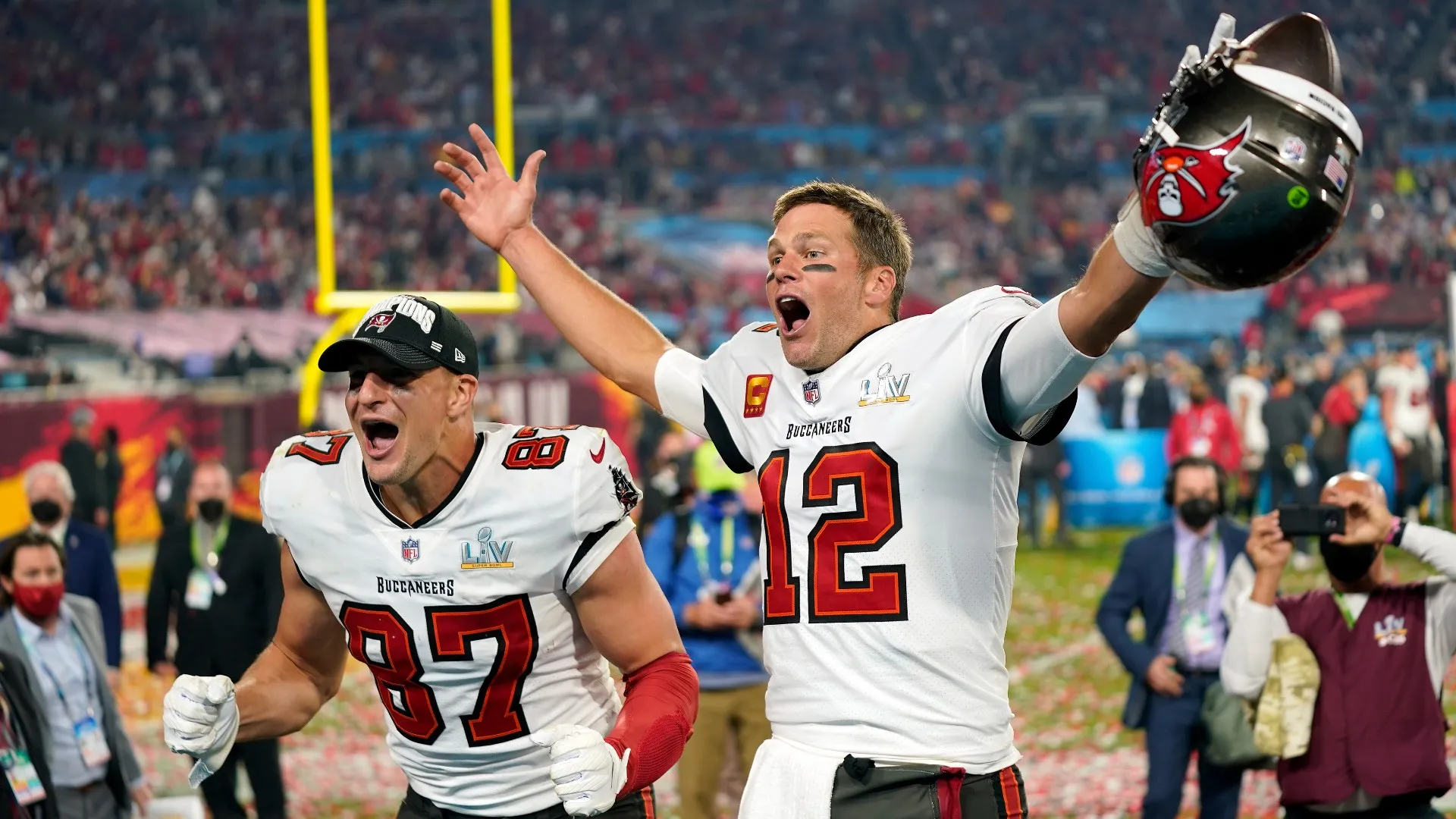 Tom Brady retires after 22 seasons, 7