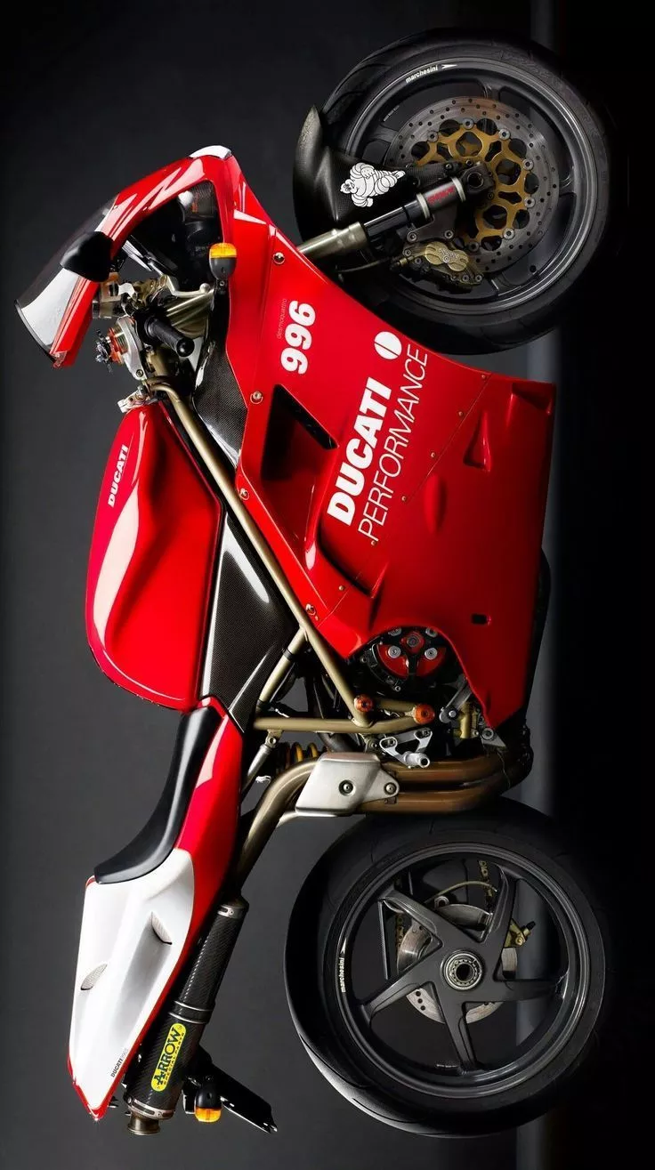 Ducati 996 Motorbike