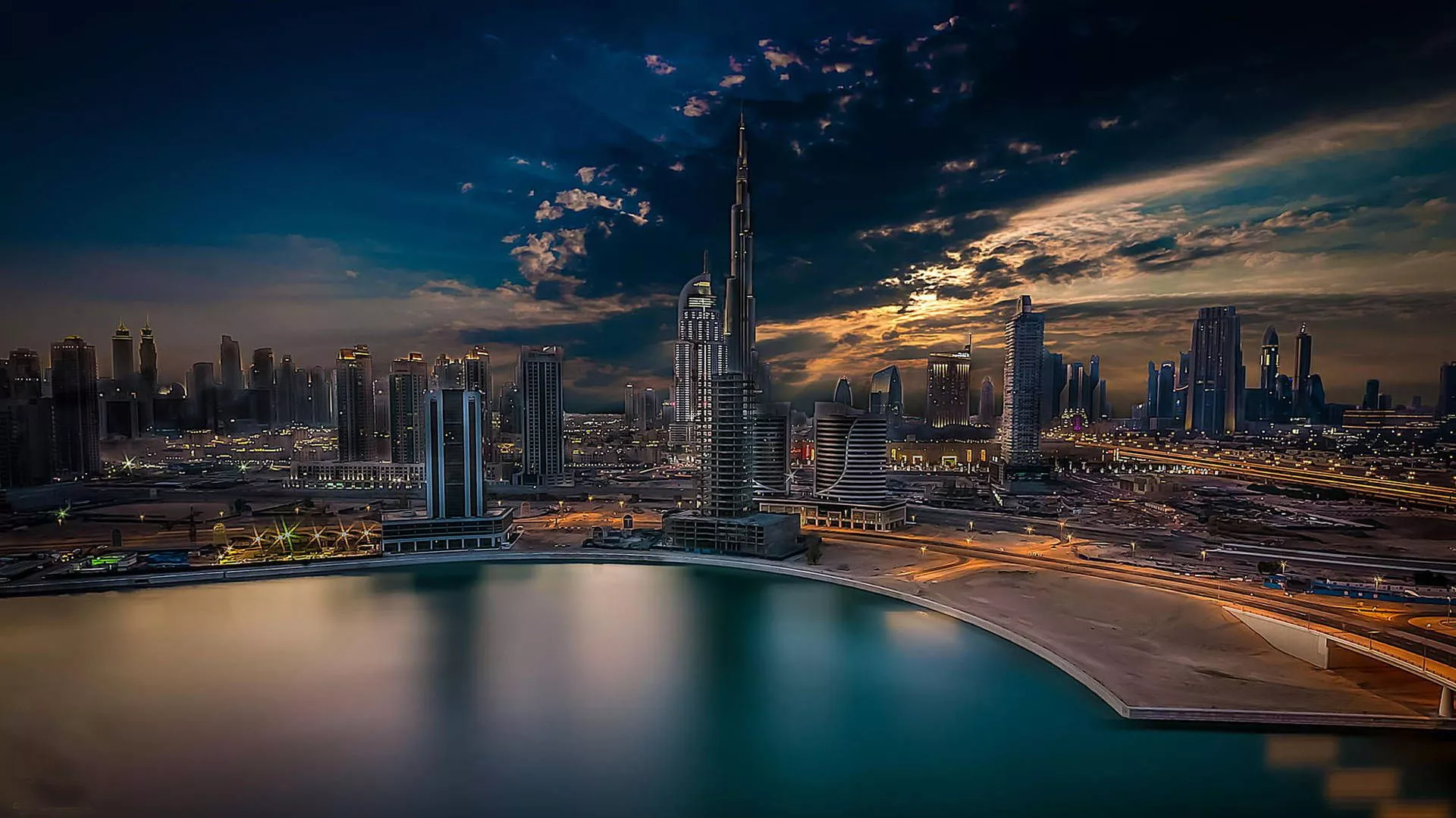 United Arab Emirates Dubai Skyline