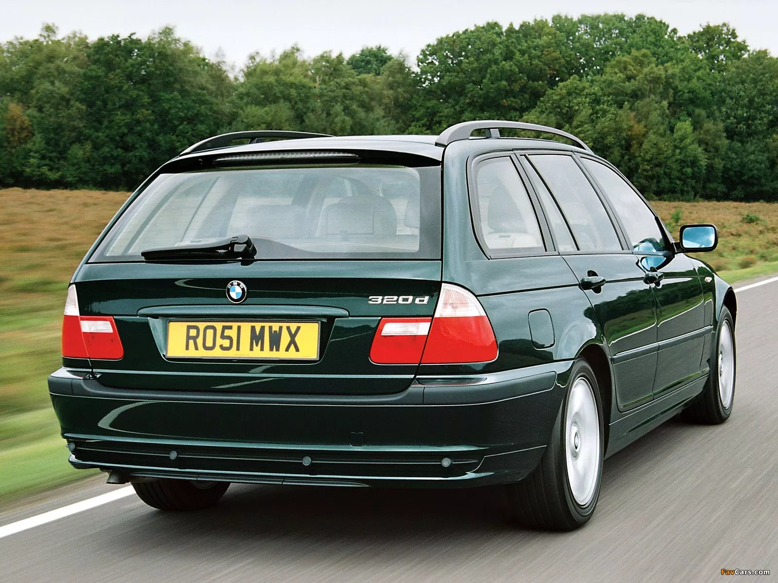 BMW 320d Touring UK Spec (E46) 2001–06