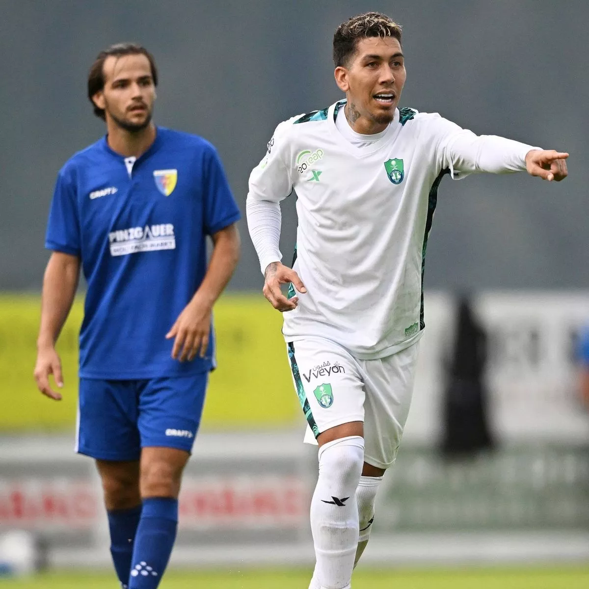 Roberto Firmino takes starring role as