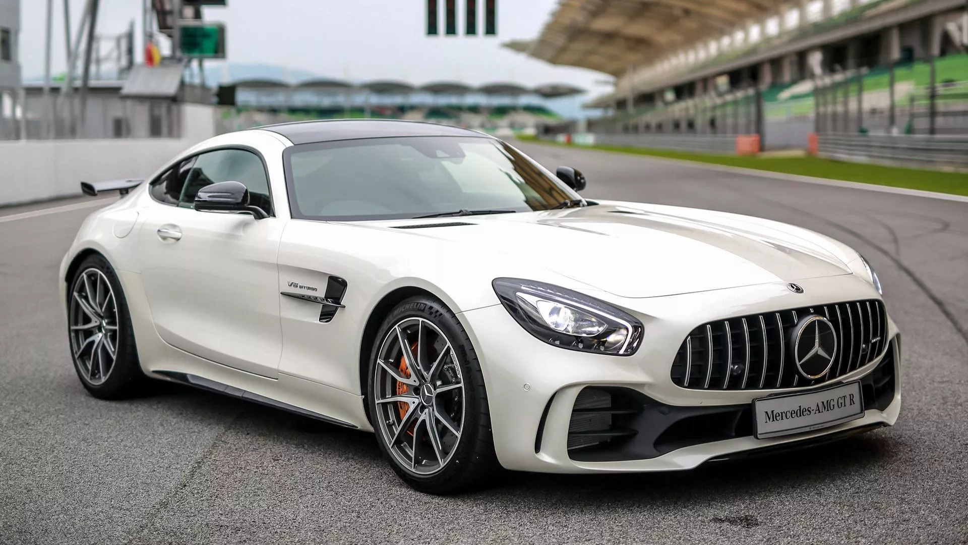 Mercedes Benz AMG GT Wallpaper 59
