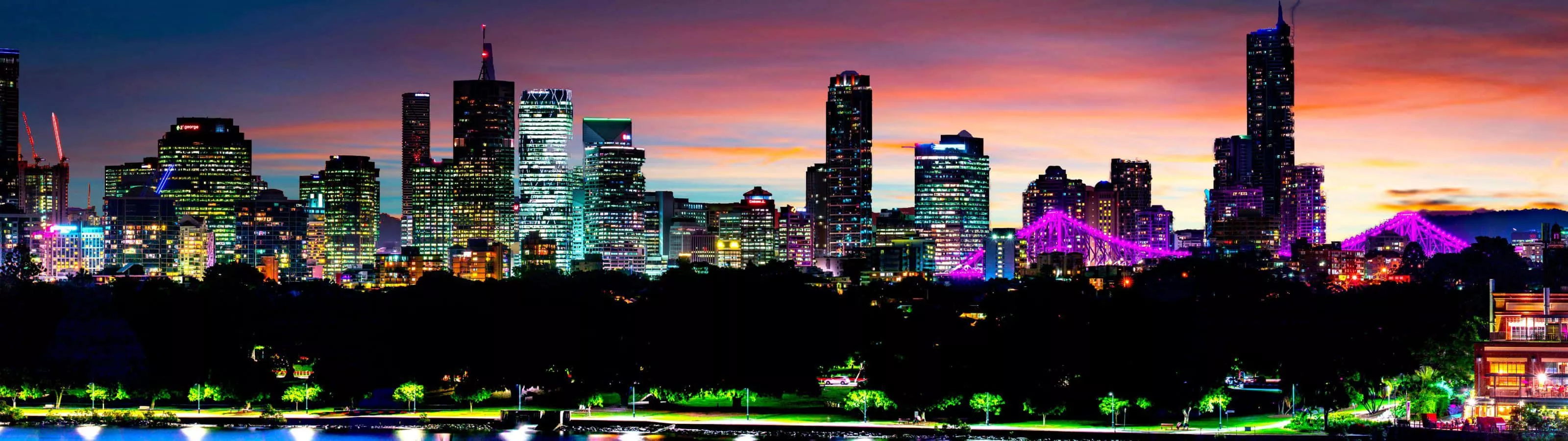 Tourist Traps Wallpaper