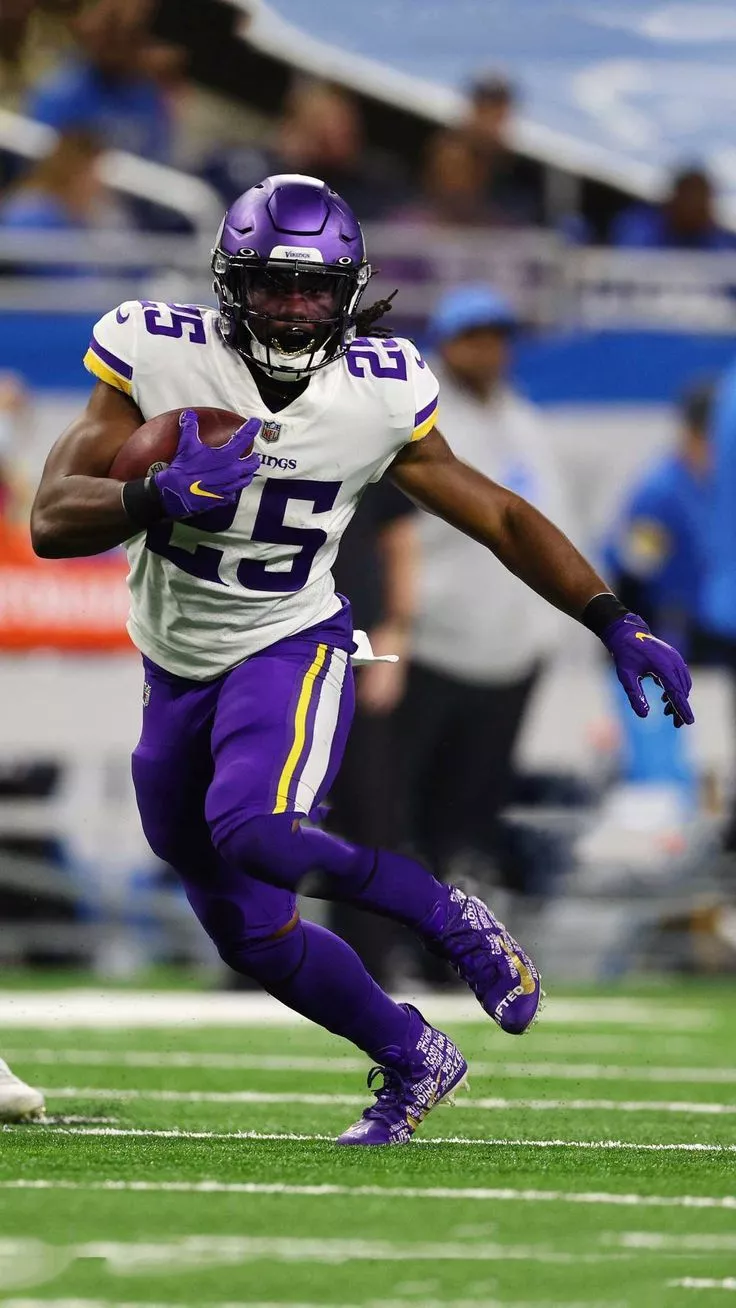 Alexander Mattison Wallpaper