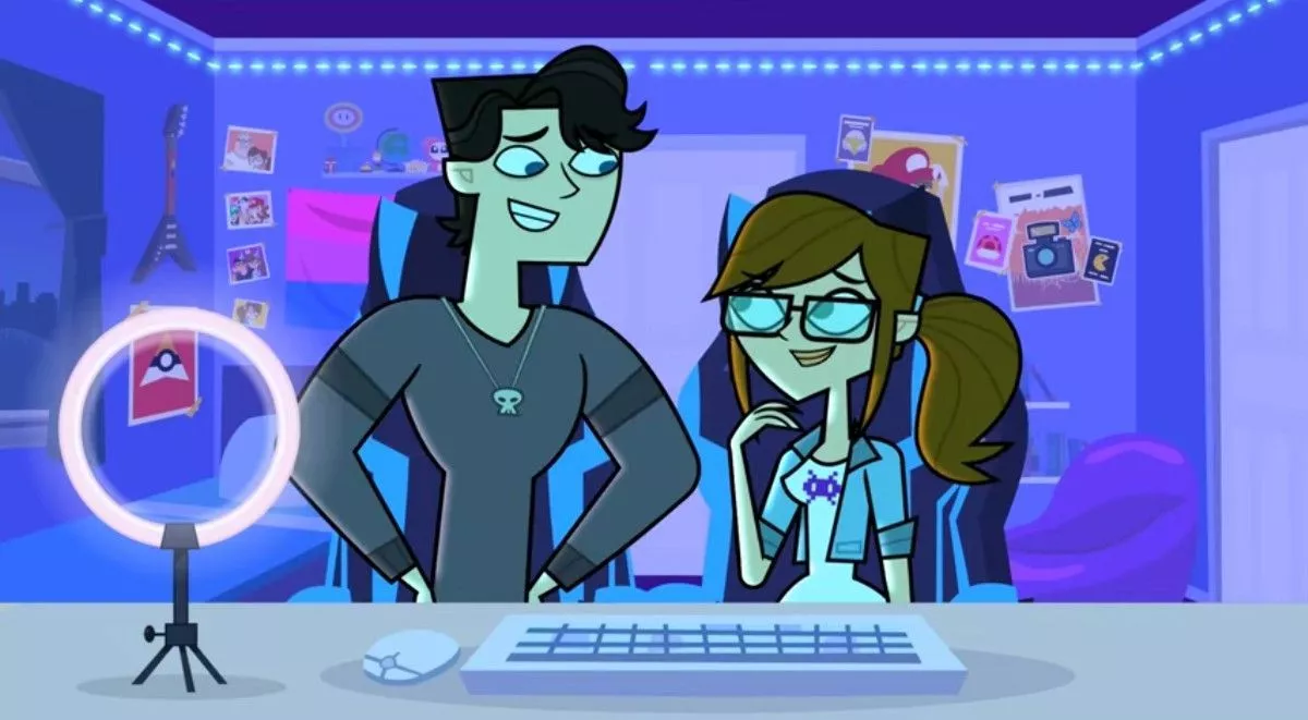 Disventure camp ally and hunter