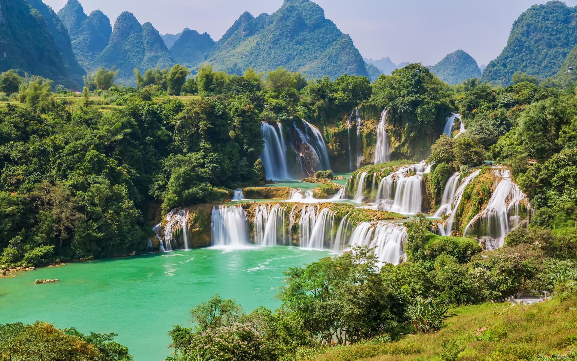 Great Waterfall in Jungle 4K wallpaper