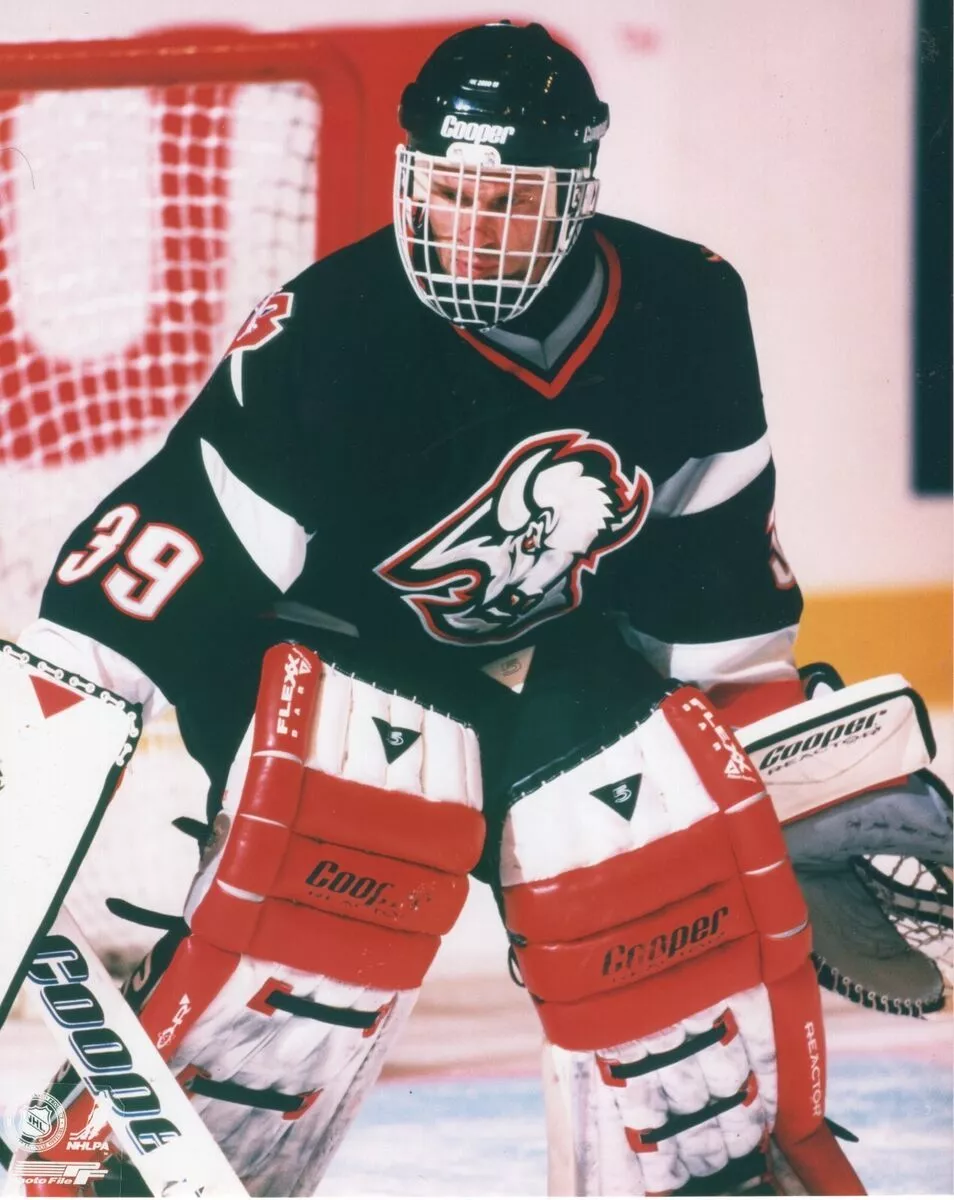 Dominik Hašek Vintage Sports Photo