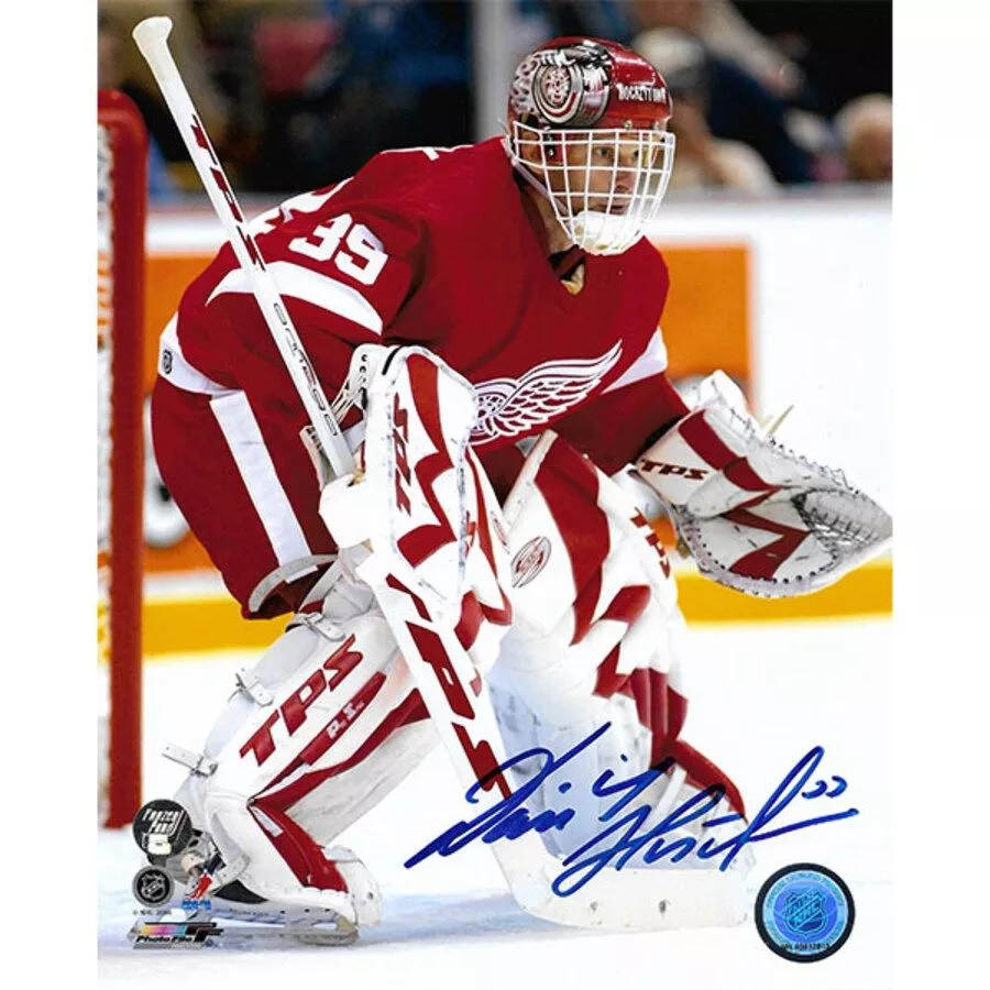Autographed Dominik Hasek Picture