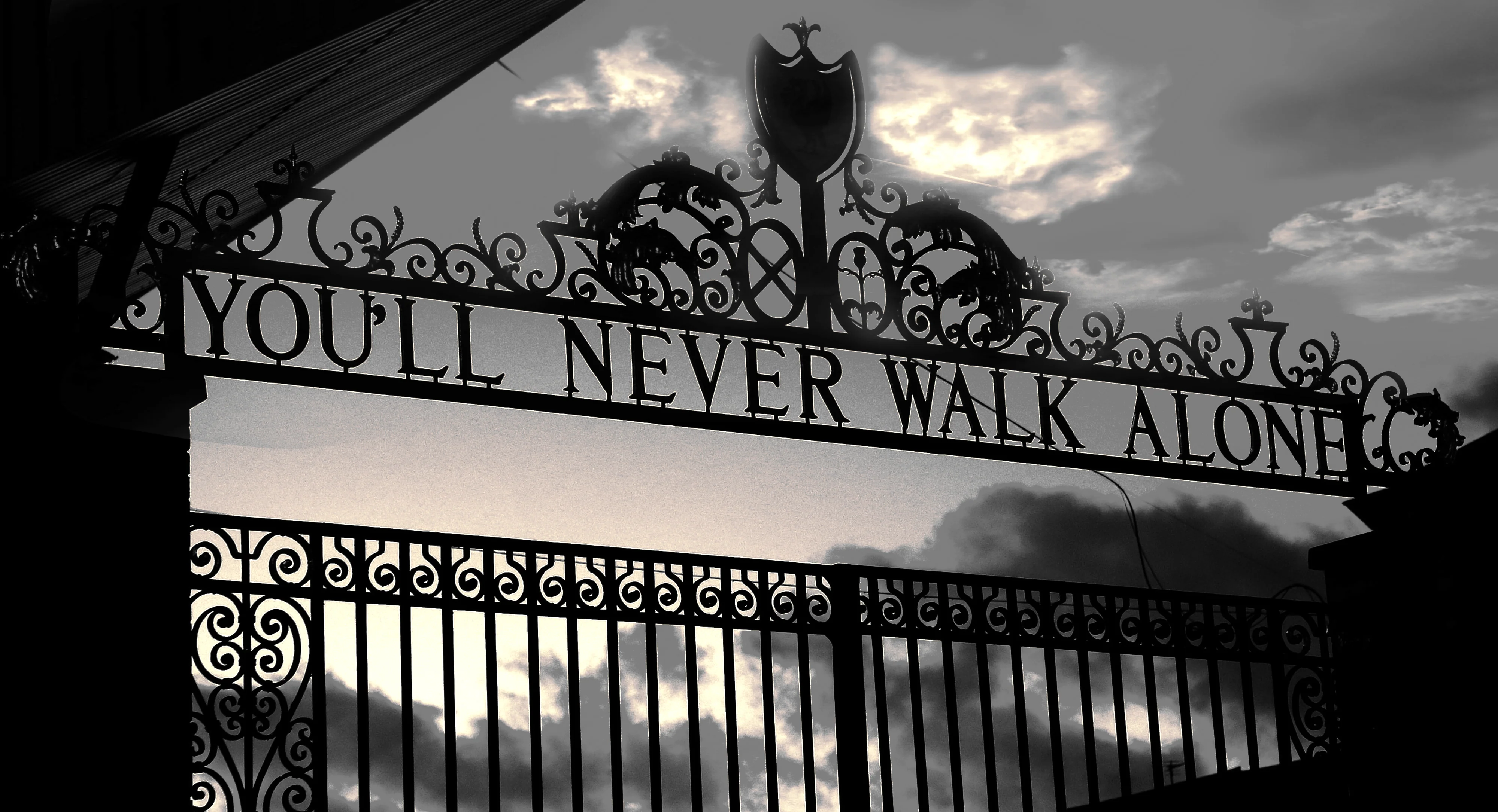 Telechargement Film You Never Walk Alone Vostfr wallpapercave.com