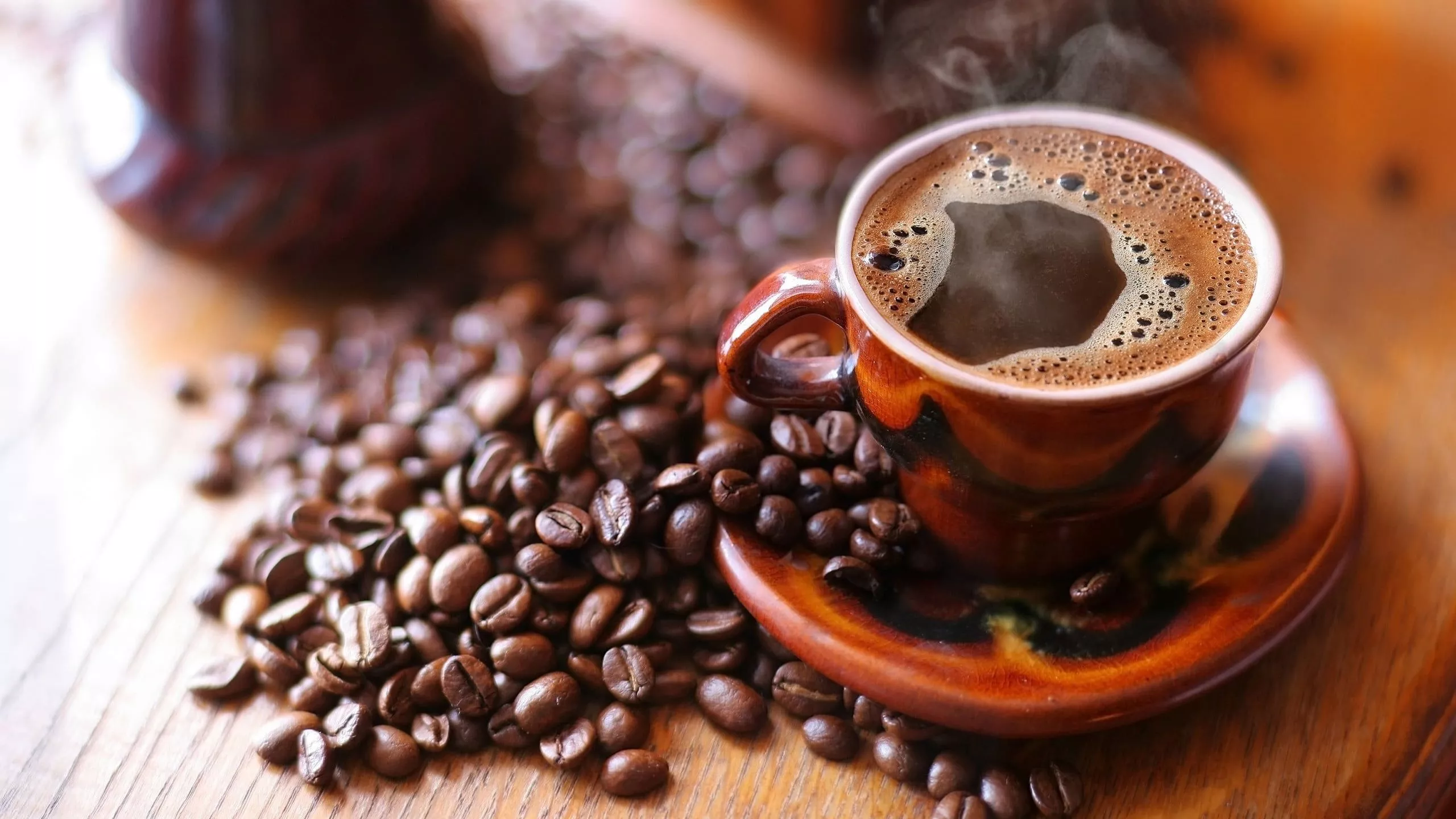 Brown Coffee Mug And Coffee Beans HD
