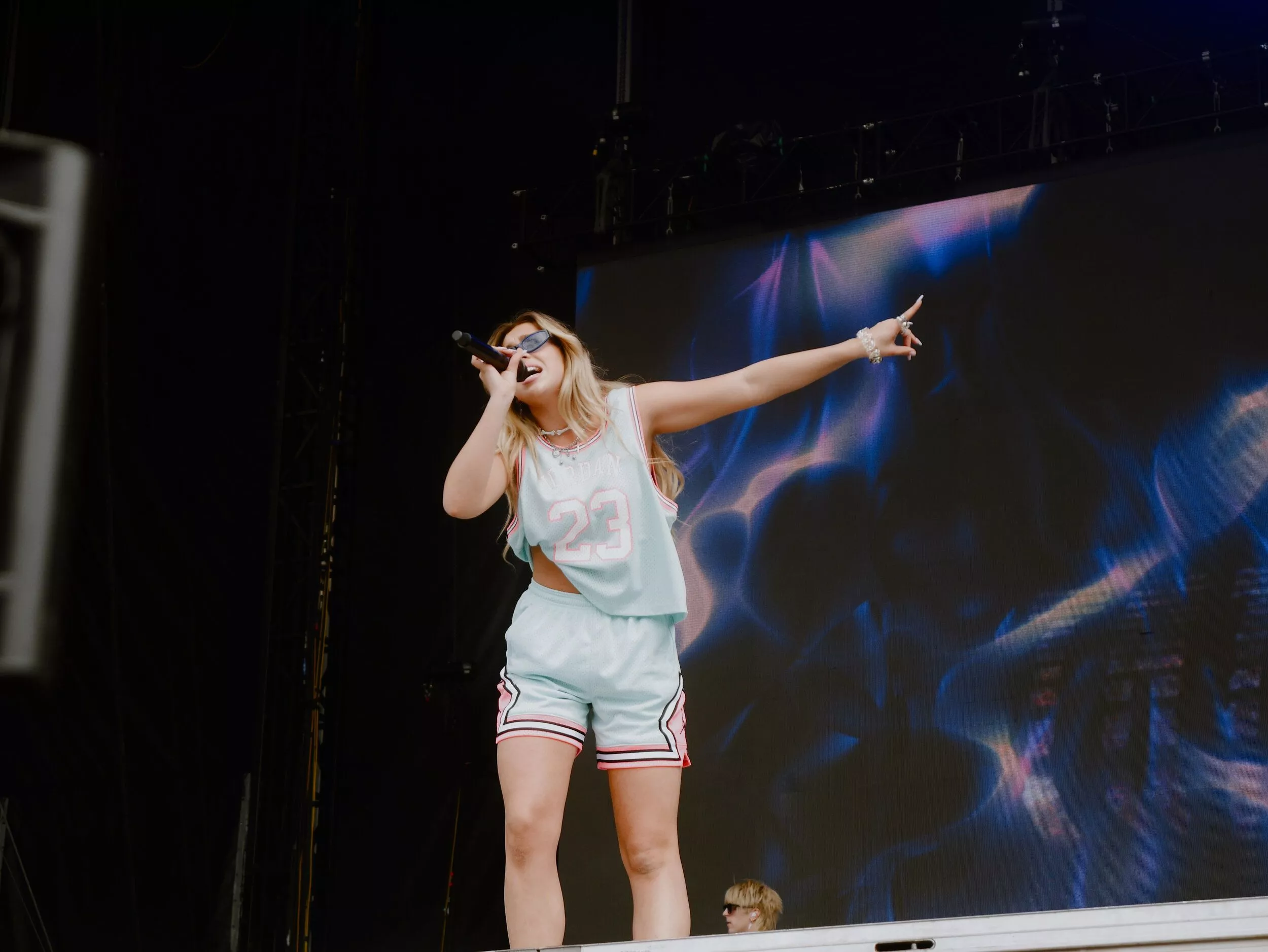 Tate McRae Wallpaper