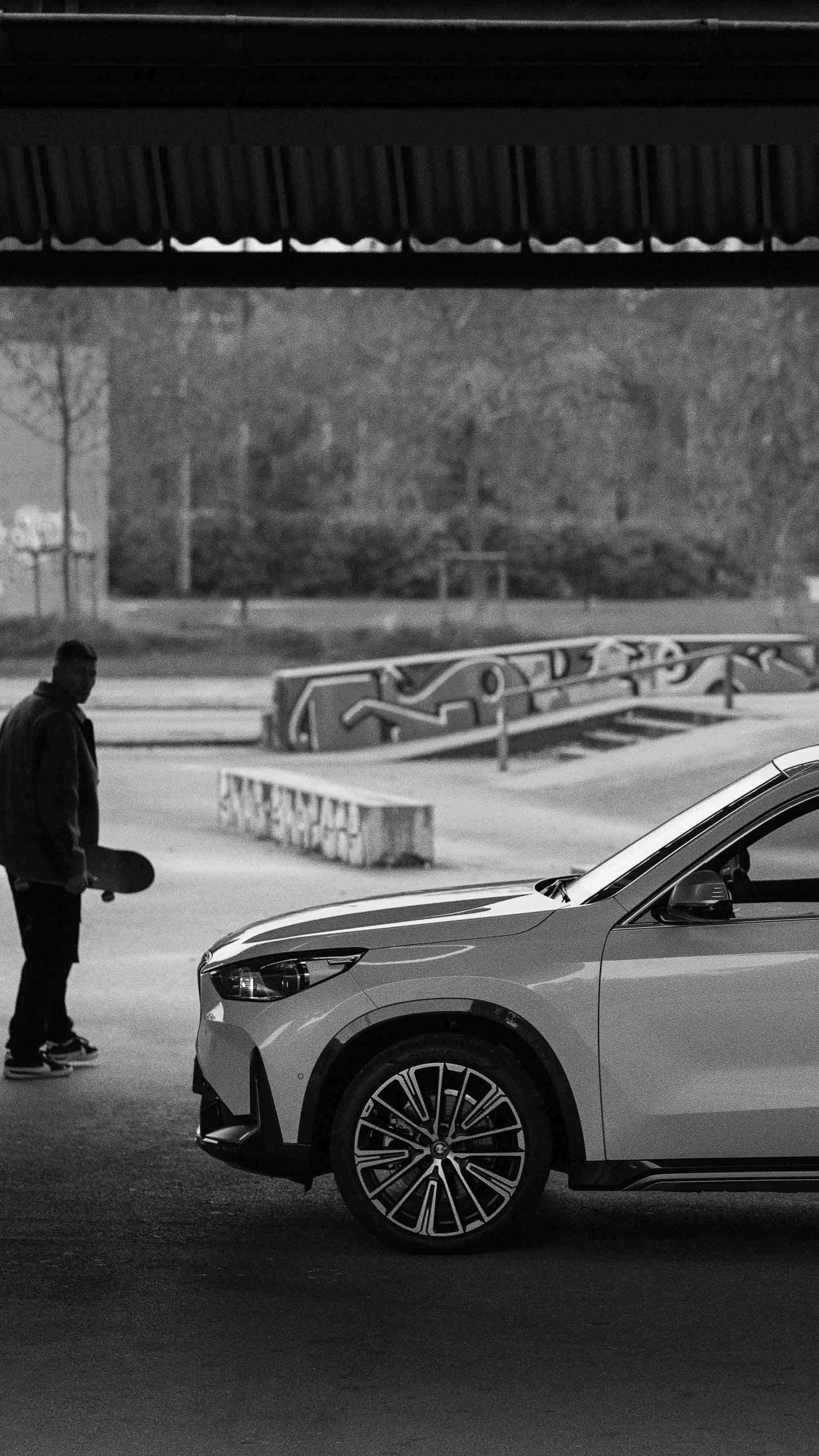 Exclusive: BMW wallpaper