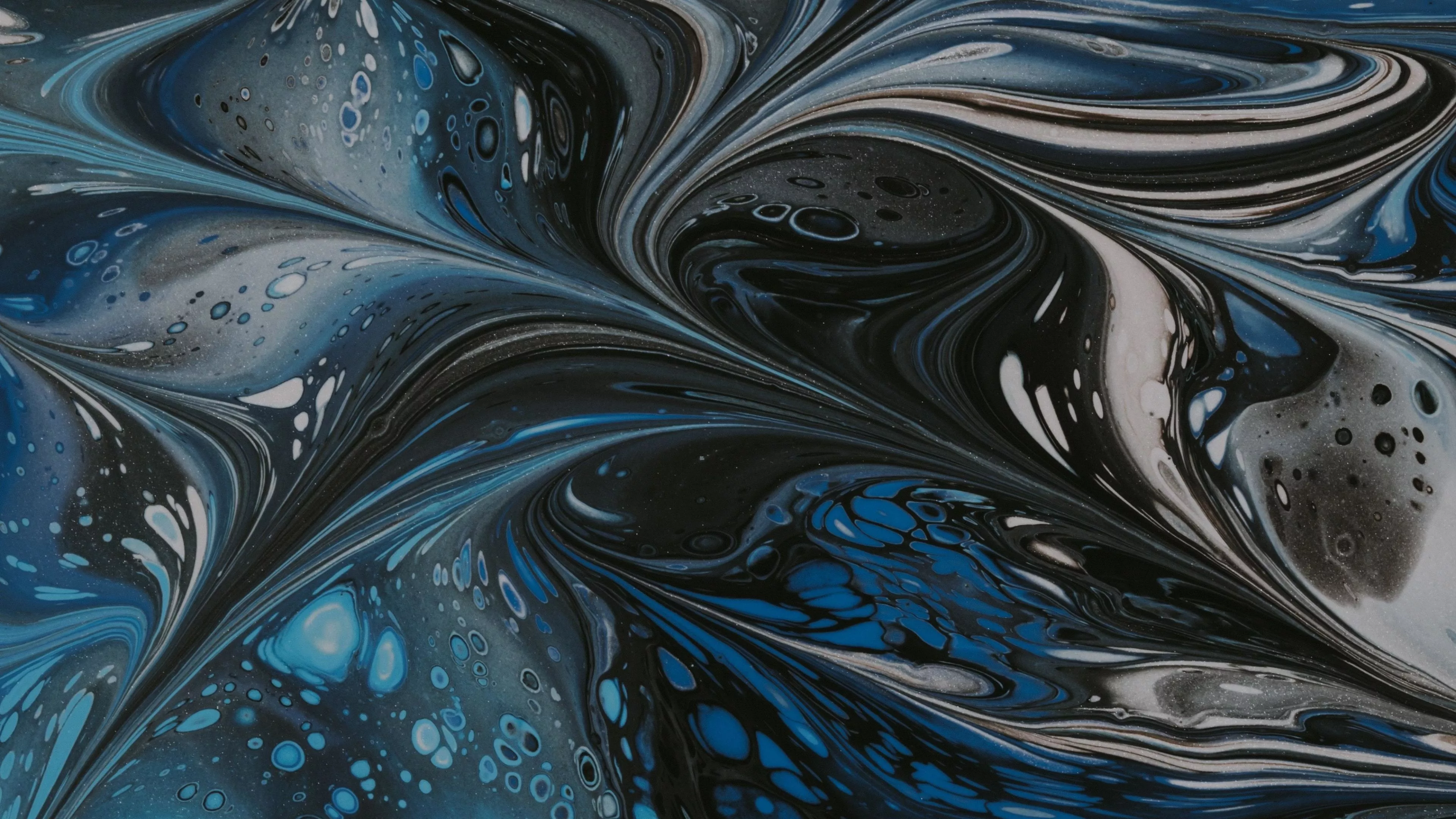 Download Wallpaper 3840x2160 Blue Black