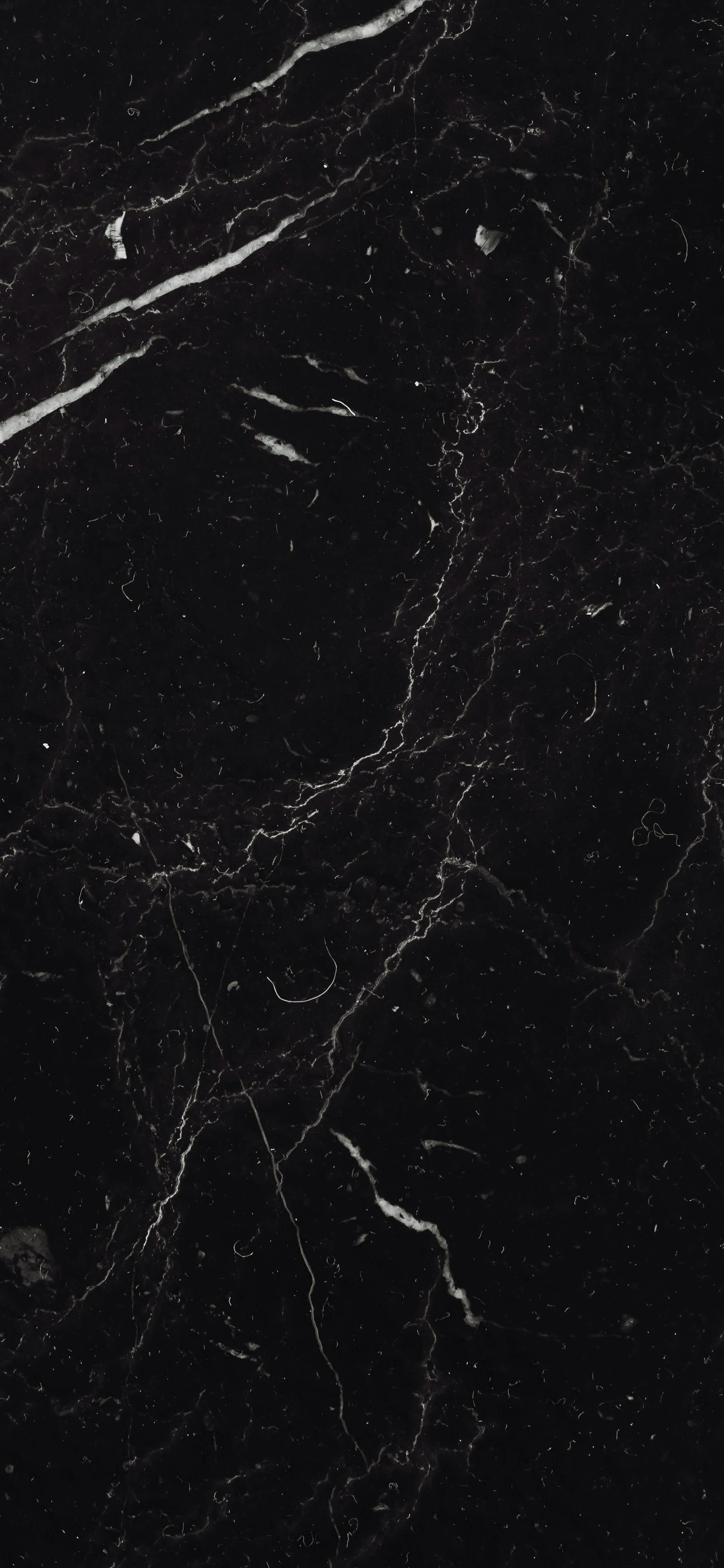 Best Black iPhone Wallpaper 2024