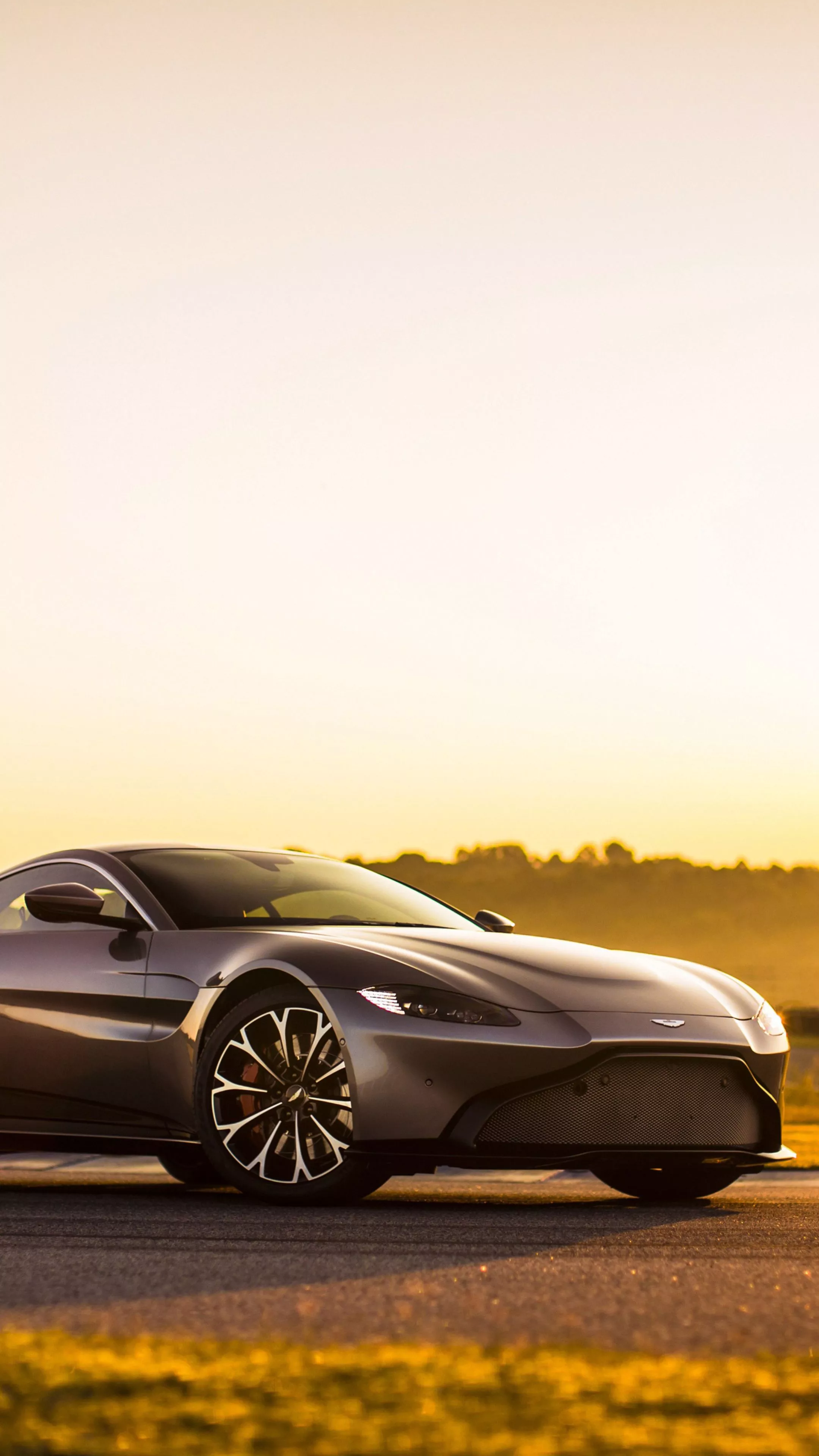 Aston Martin Vantage Wallpaper 55