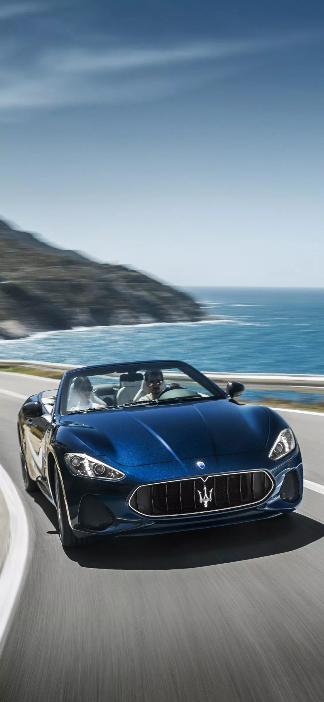 Maserati GranTurismo iPhone Wallpaper