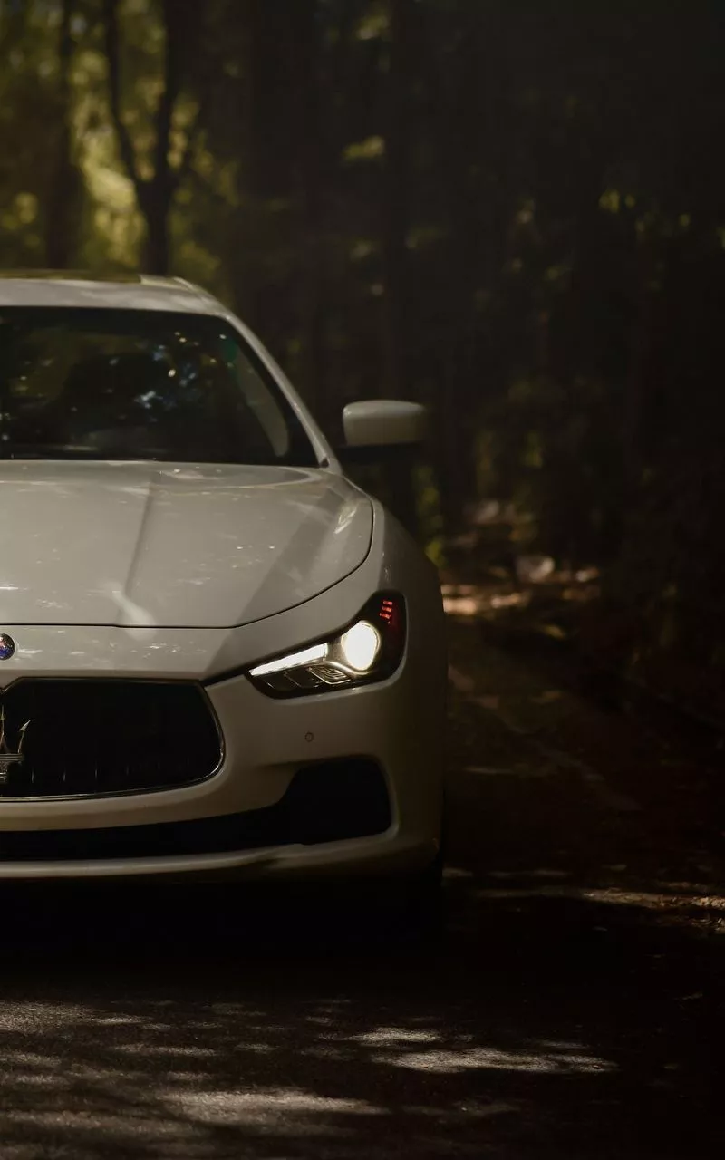 maserati ghibli white road machine maserati