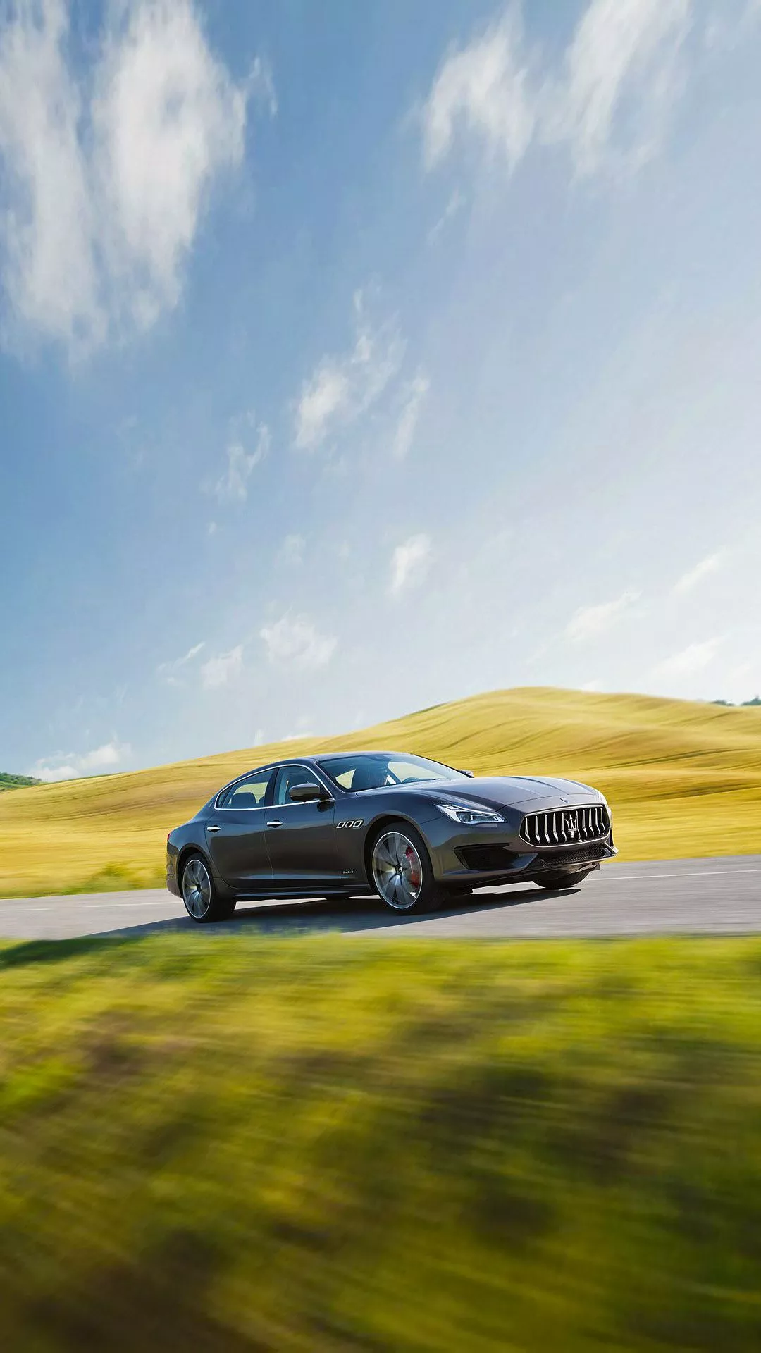 Maserati Quattroporte Car Mobile Phone