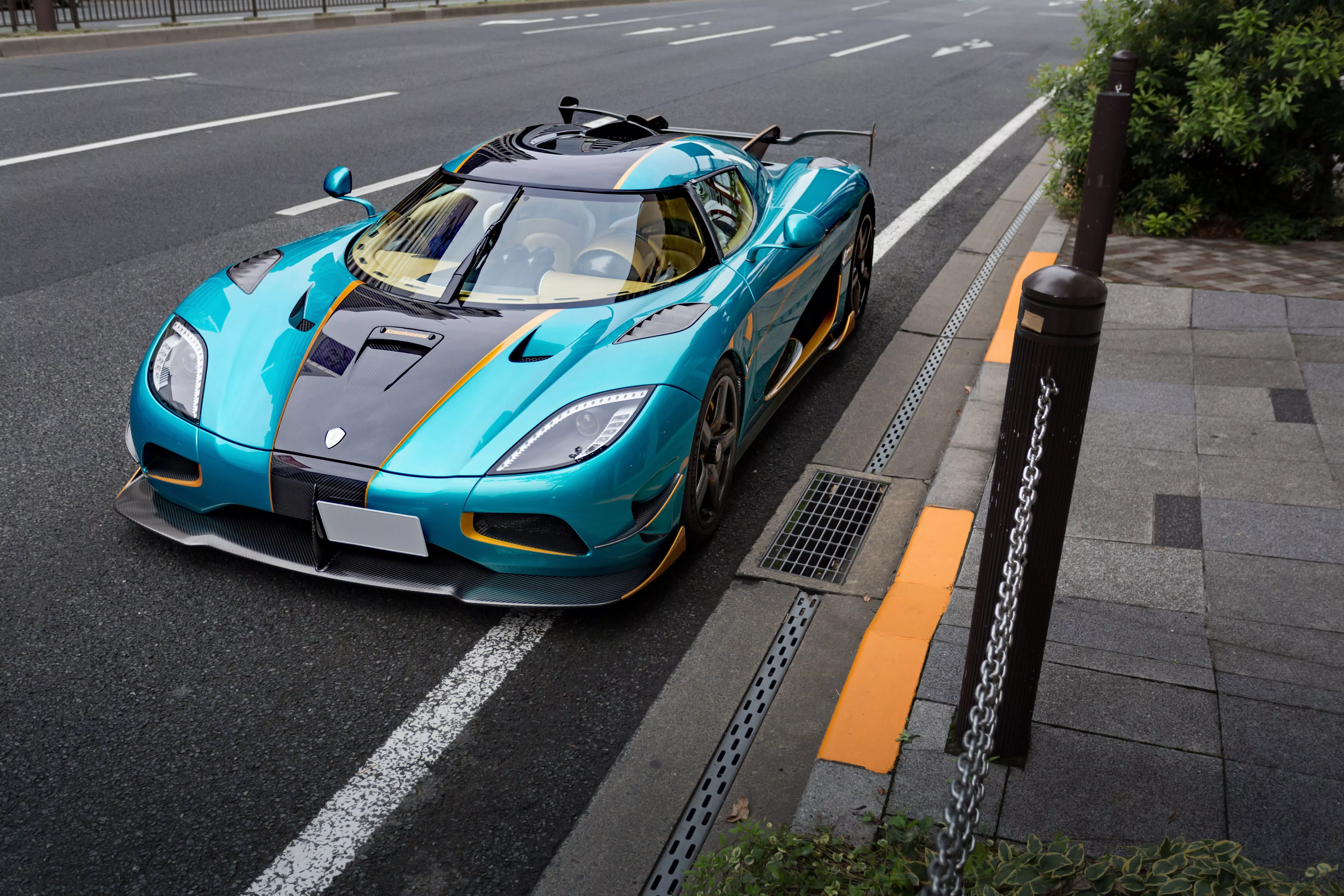 Download Supercar Car Koenigsegg Vehicle Koenigsegg Agera 4k Ultra HD Wallpaper