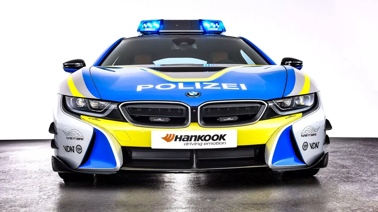 Yep, this is a BMW i8 police car