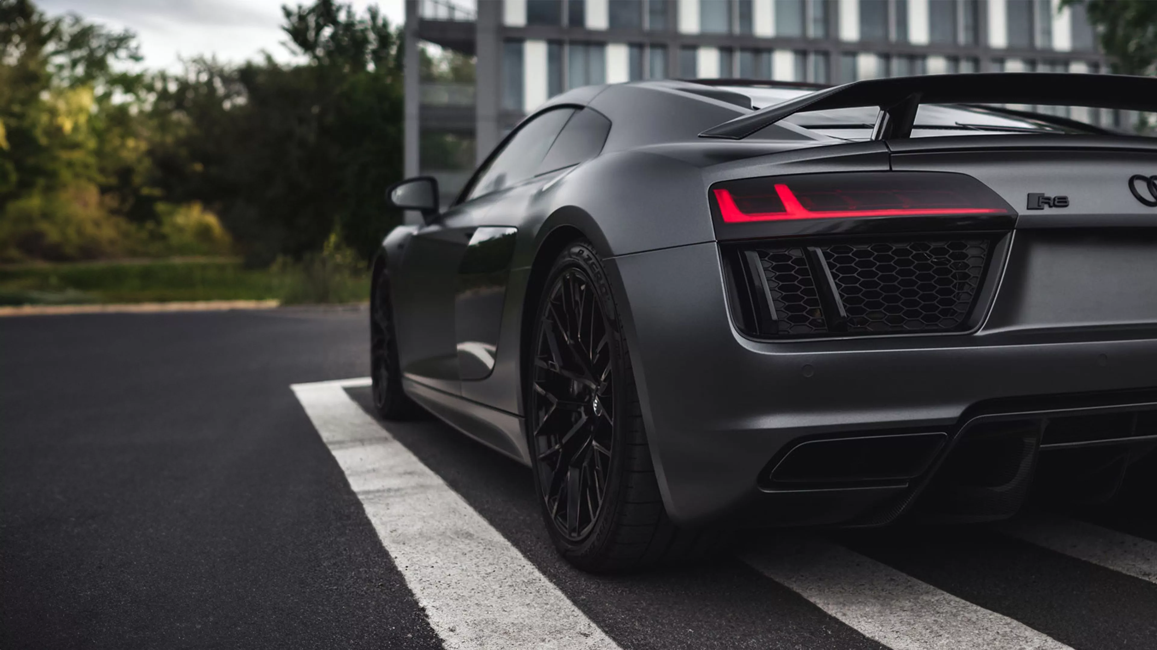 Audi R8 4K Ultra HD Wallpaper