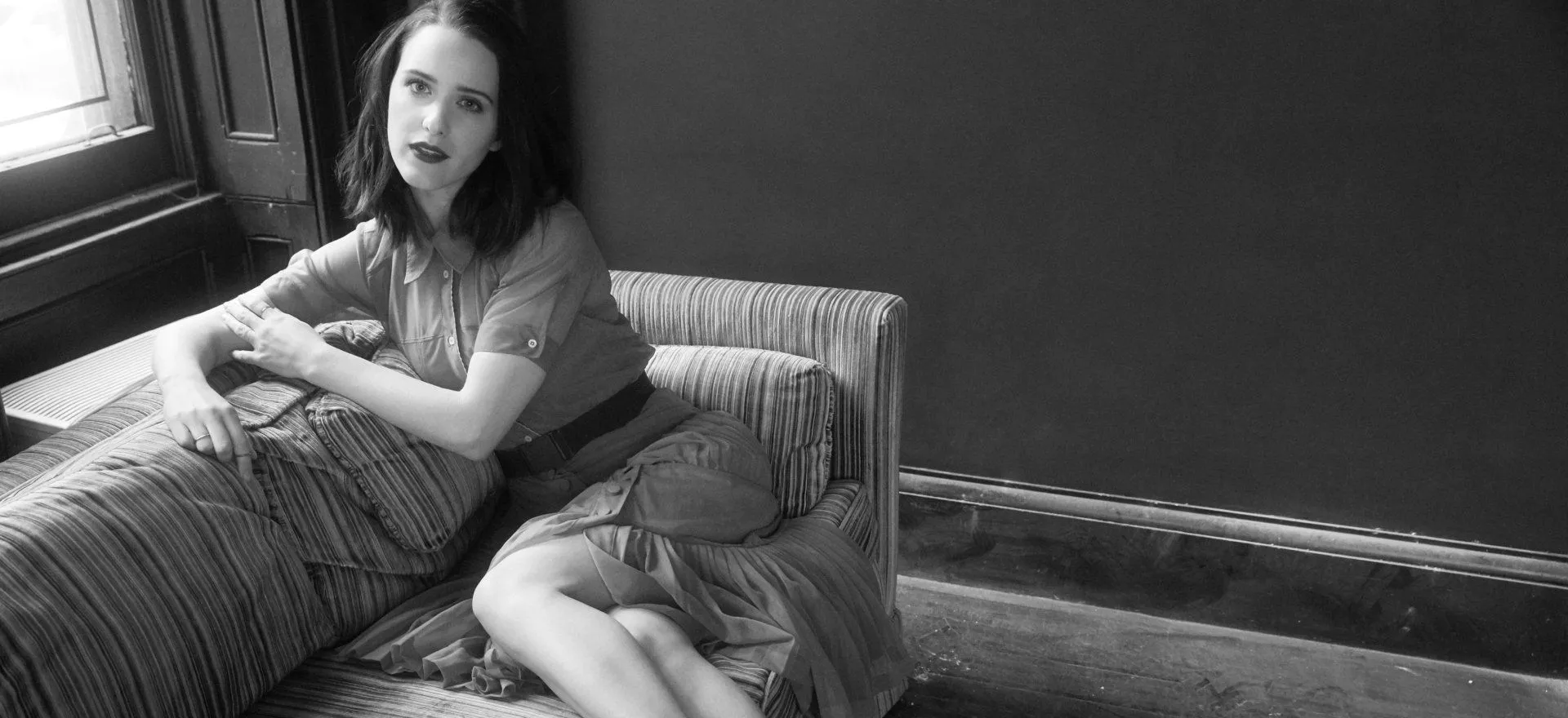 Celebrity Rachel Brosnahan HD Wallpaper