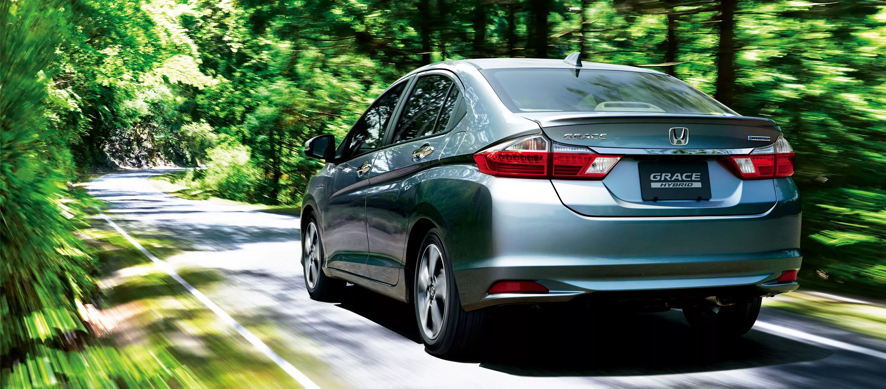 Honda Grace Hybrid 15