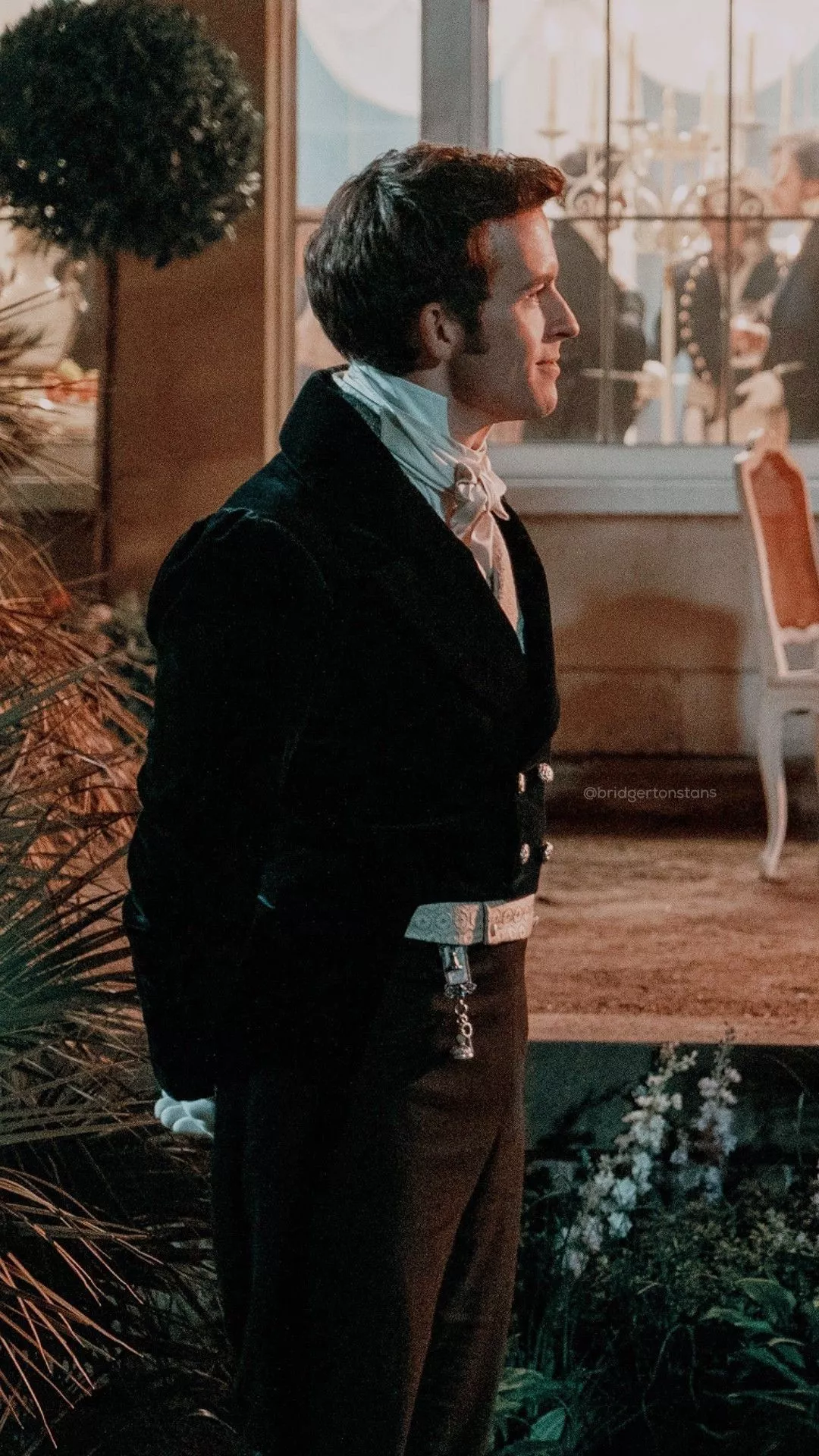 Jonathan Bailey Wallpaper