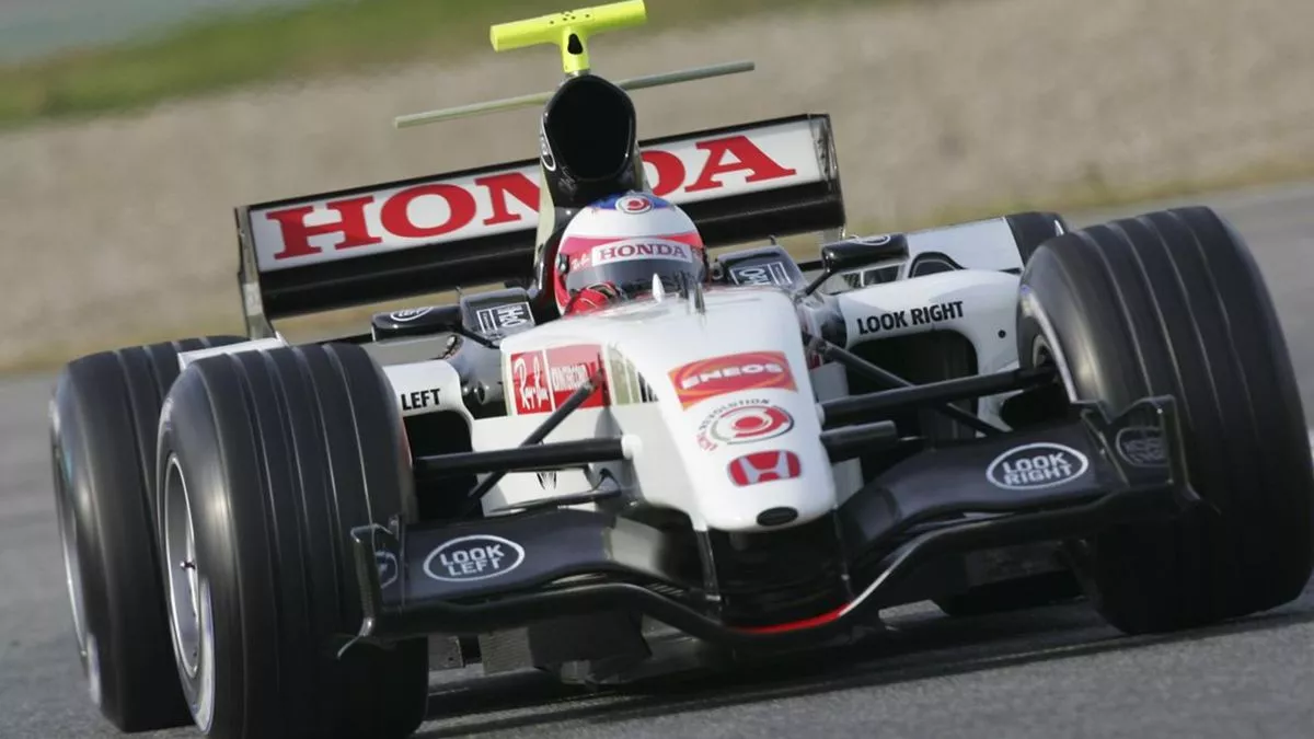 Barrichello stuns on debut