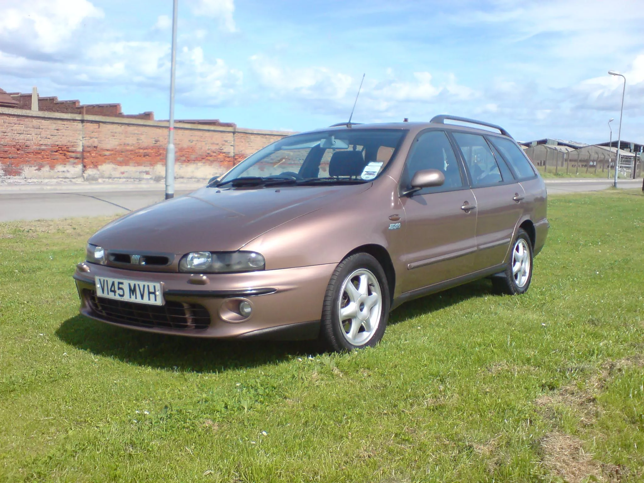 photos of the Marea. The FIAT Forum