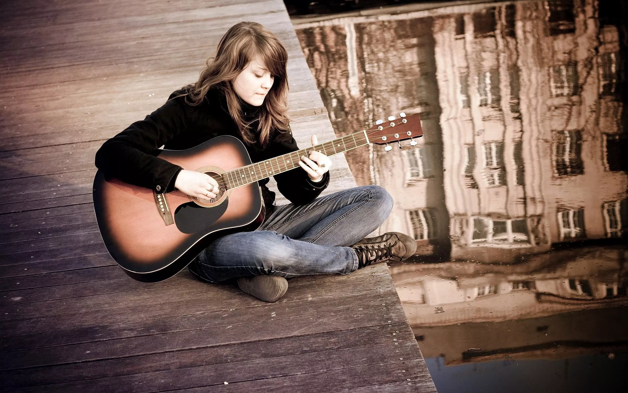 Guitar Girl Wallpaper HD 21926
