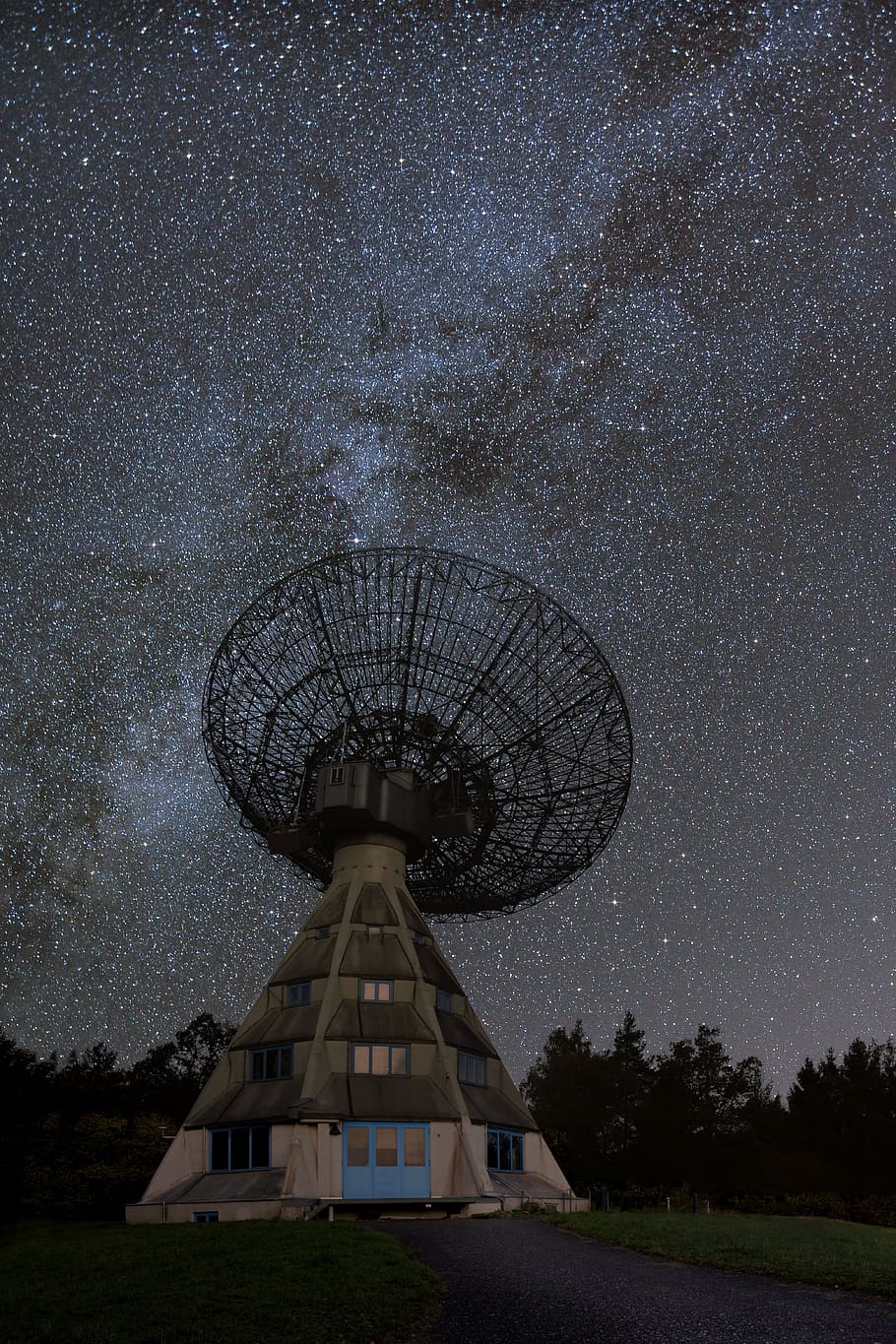 Radio telescope 1080P, 2K, 4K, 5K HD