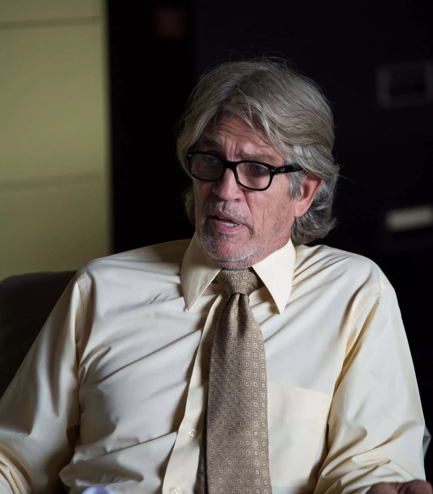 Download Eric Roberts Wallpaper