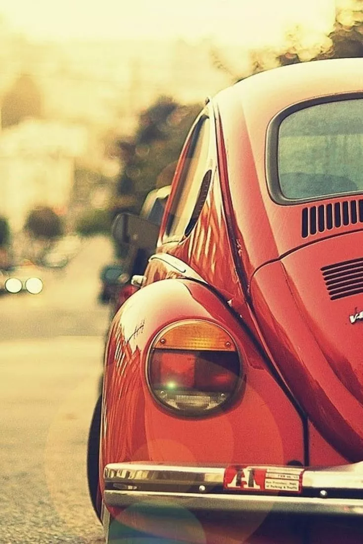 Vintage Red Volkswagen Beetle Wallpaper
