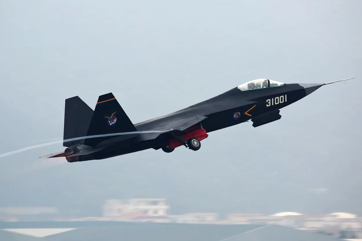 China's 2nd Stealth Fighter, FC 31 J 35