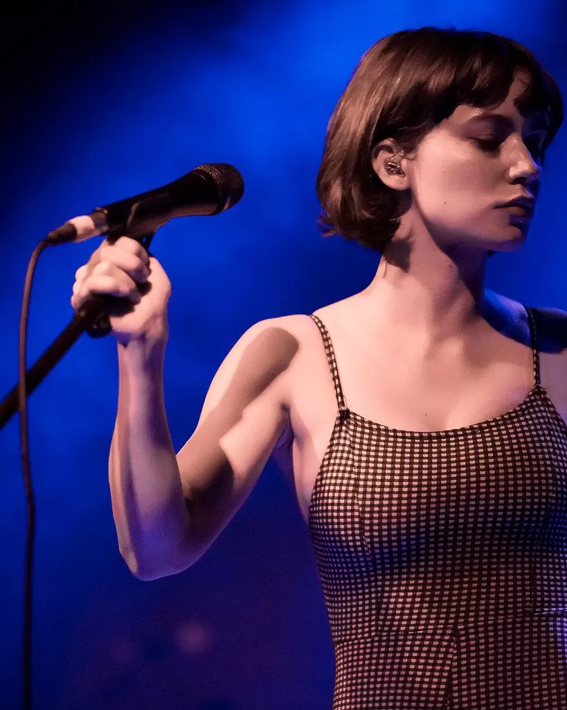 Meg Myers performing