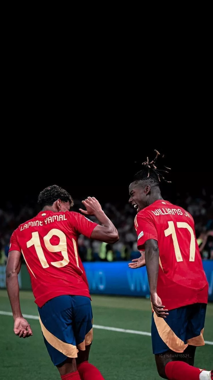 Lamine Yamal and Nico Williams