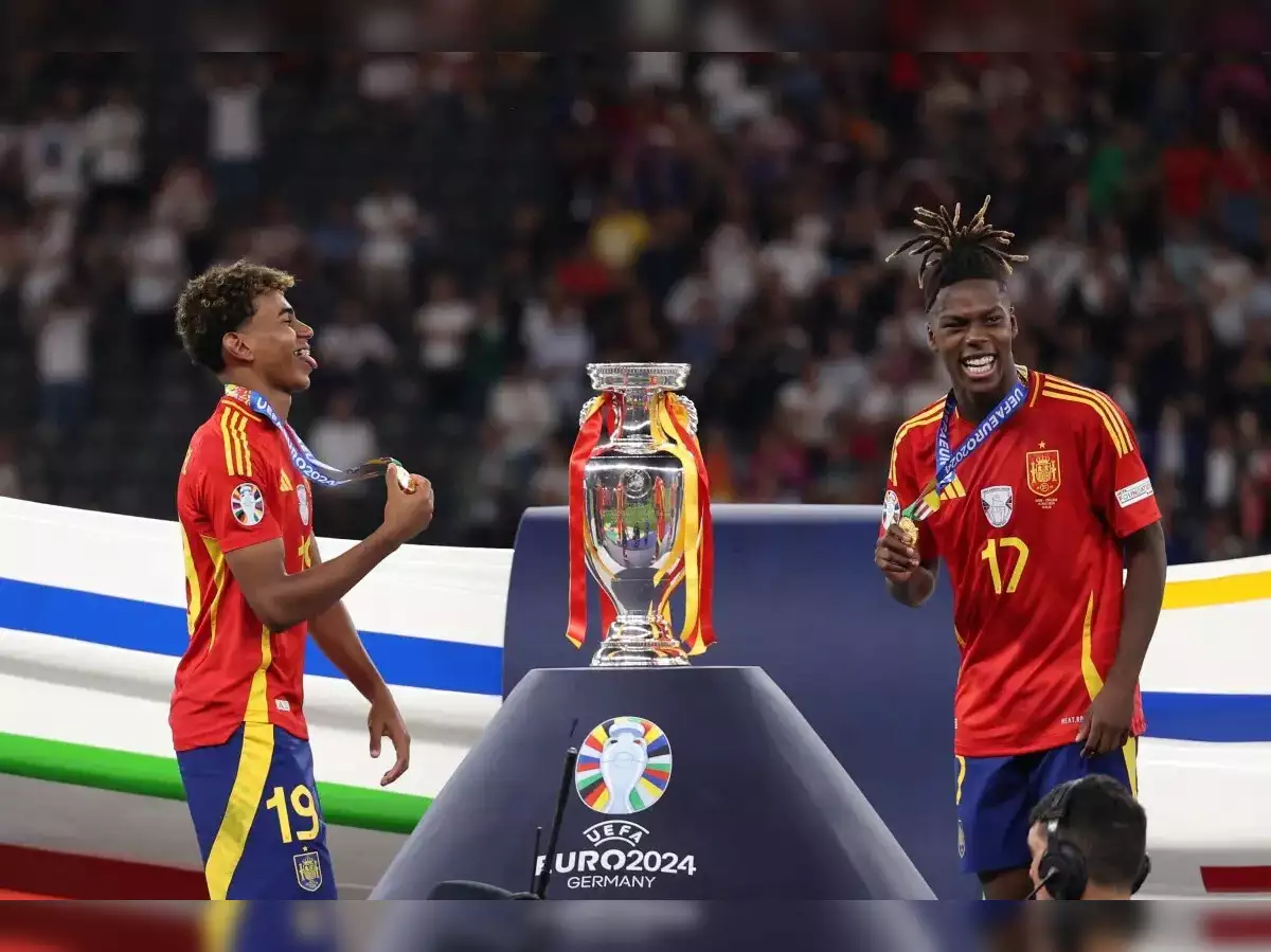 Spain beat England to win Euro 2024
