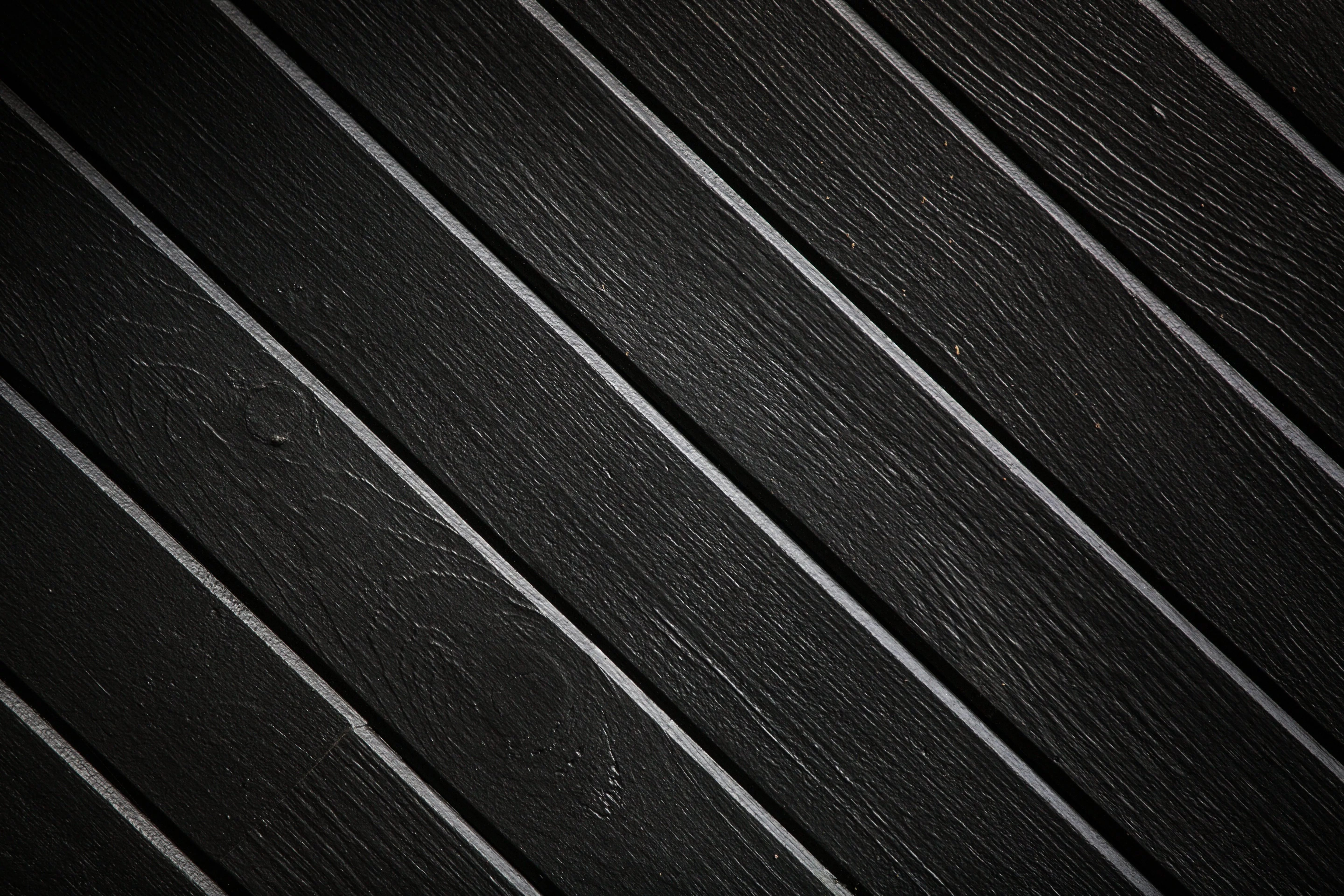 Free Black Wood Angle Texture Photo
