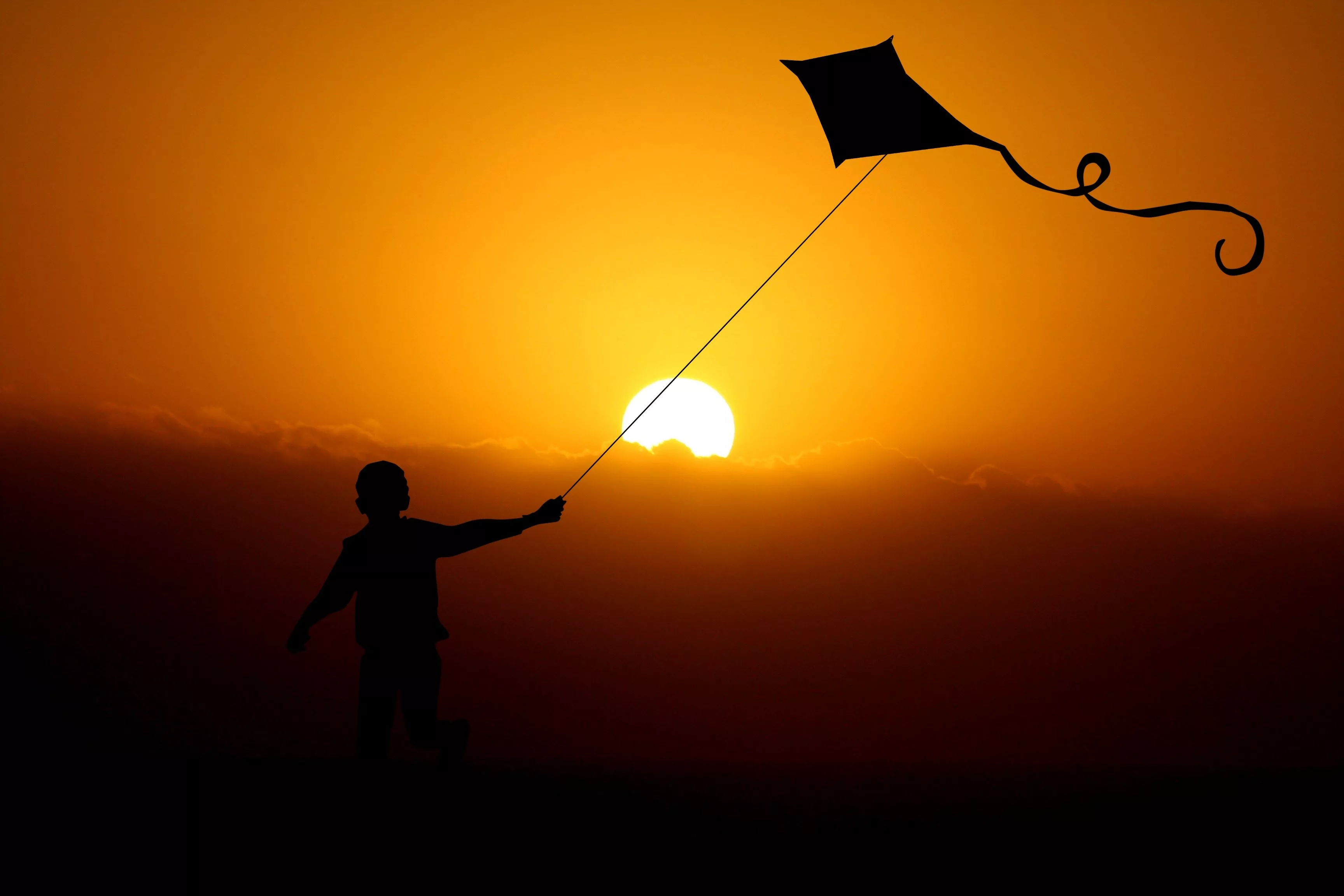 Children Flying Dragon Kite 4k