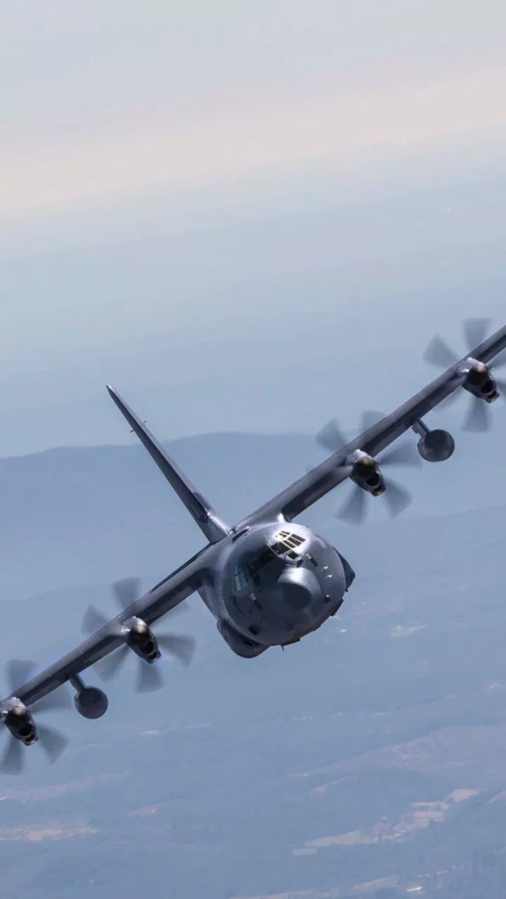 Ten Sky High Wallpaper To Celebrate National Aviation Week