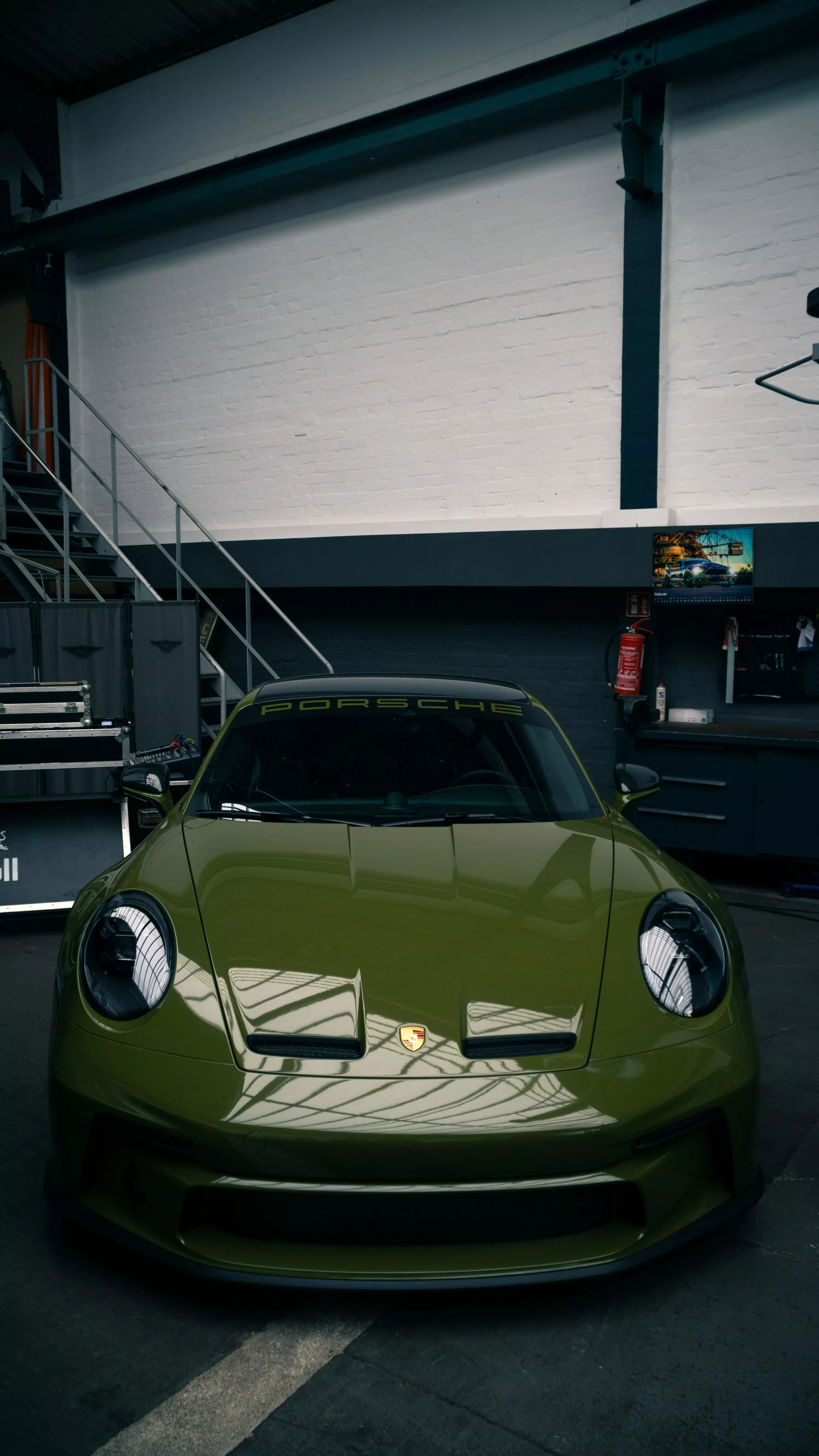 Green Porsche Picture. Download Free