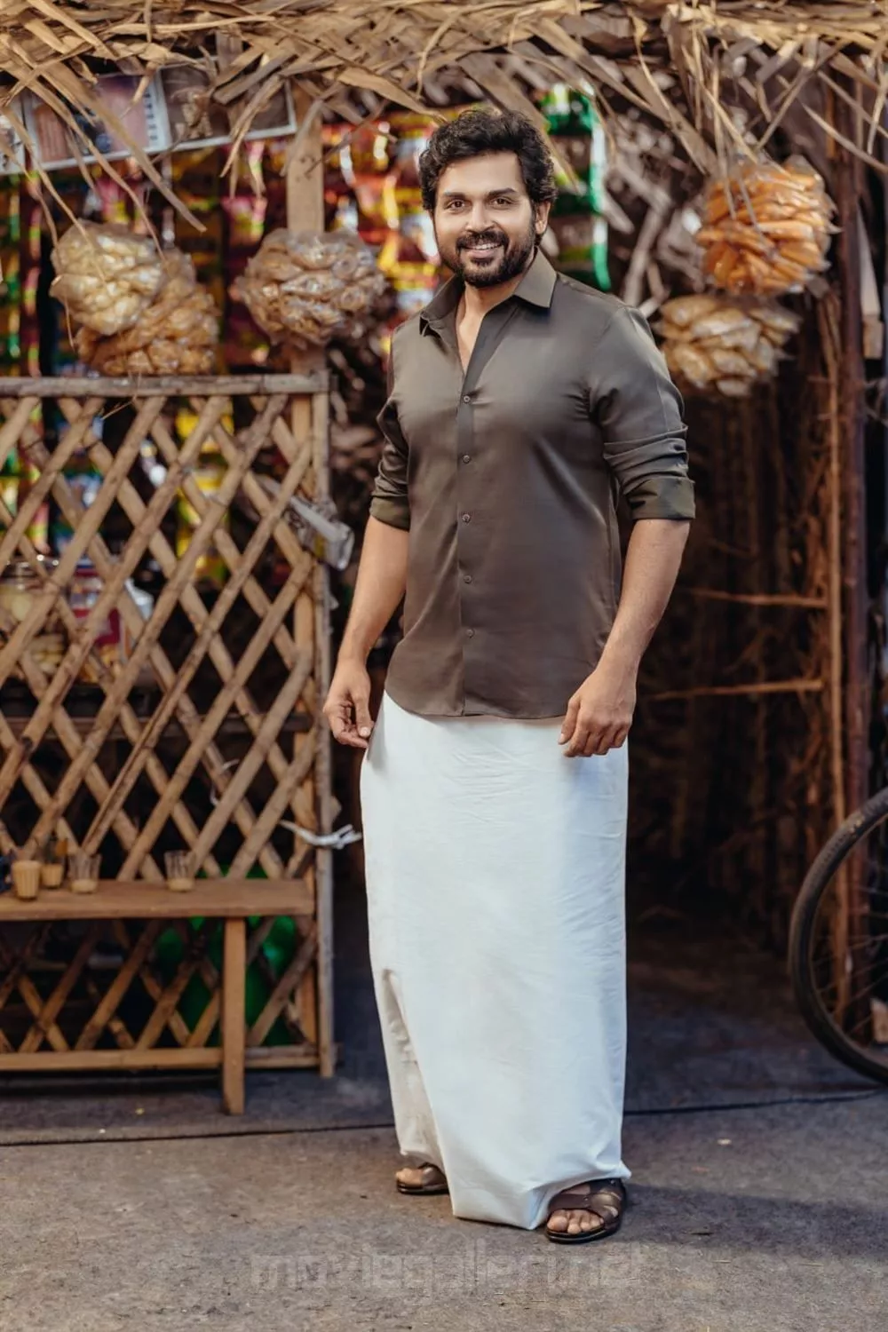 Meiyazhagan Movie HD Image. Karthi