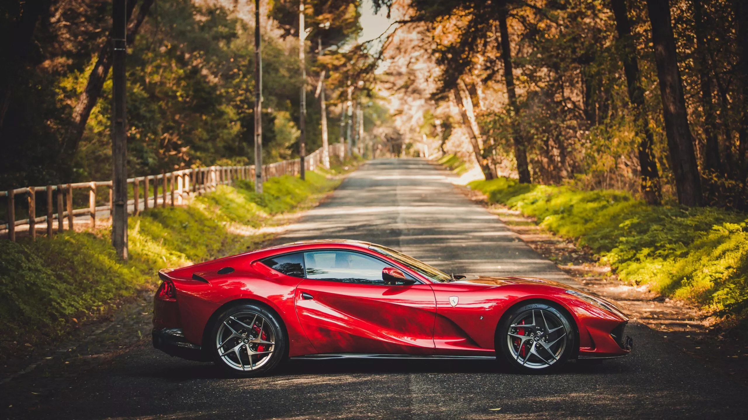 Ferrari 812 Superfast Wallpaper
