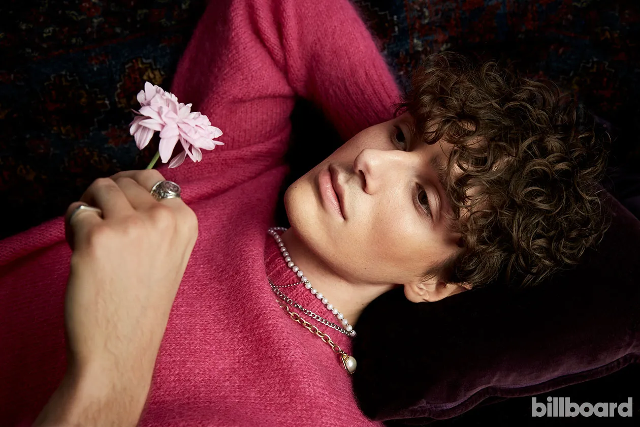 JVKE's 'golden hour' Charmed Labels